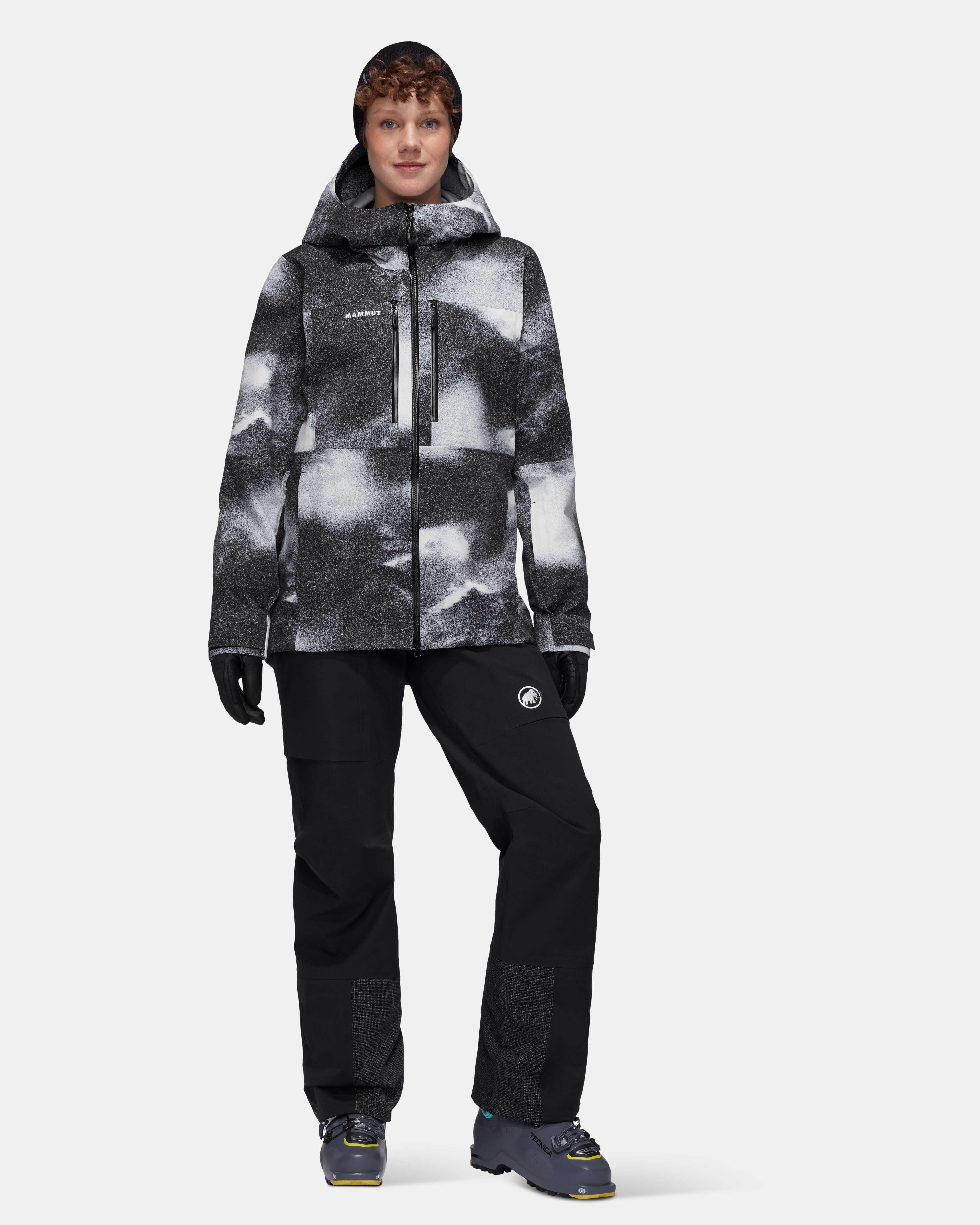 Mammut Stoney HS Hooded Jacket Women GRAIN - black, XS - Black - Outdoor view