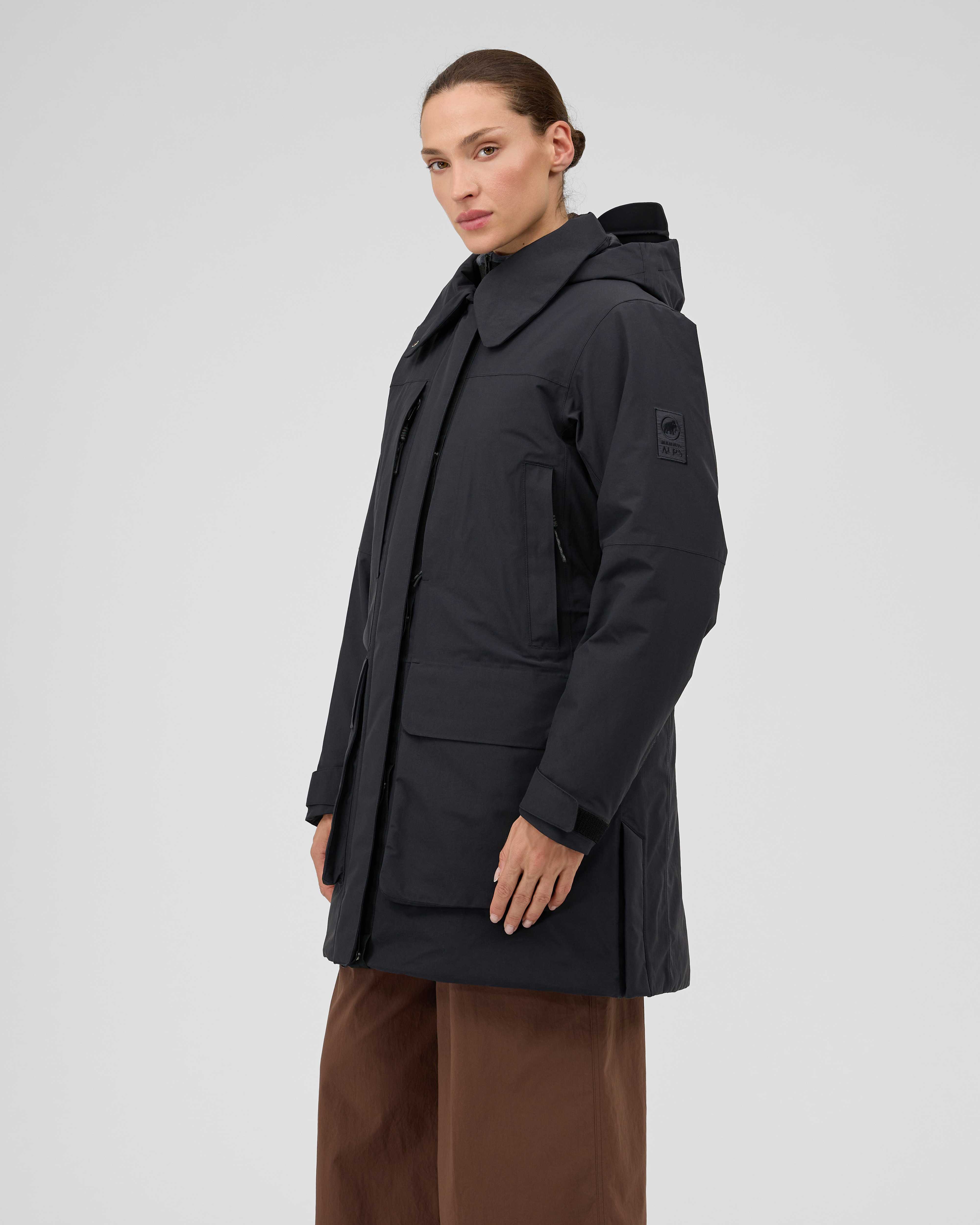 Mammut Alps HS Thermo Hooded Parka Women, black - Black - Model side view