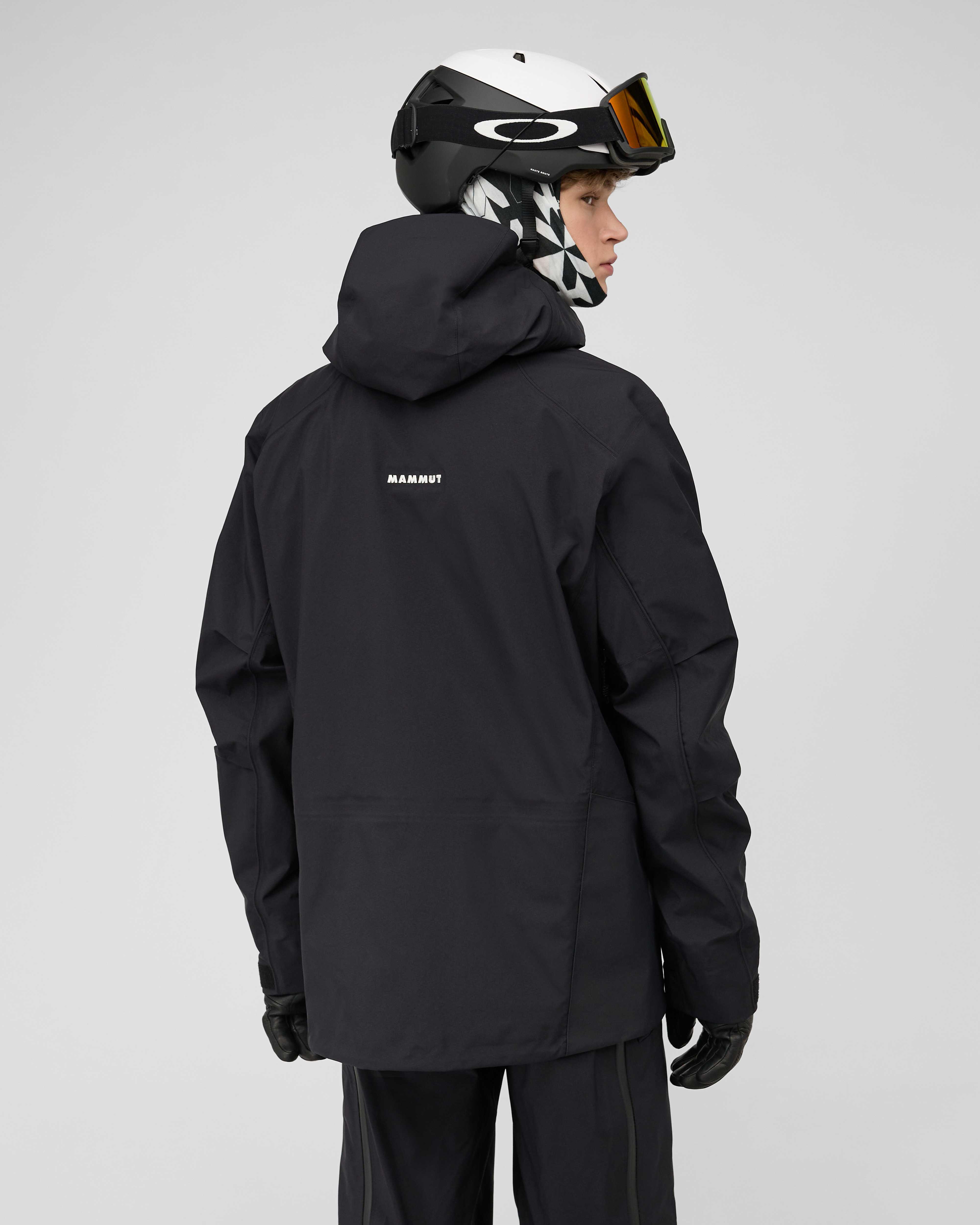 Mammut Eiger Free Pro HS Hooded Jacket Men, black - Black - Model back view