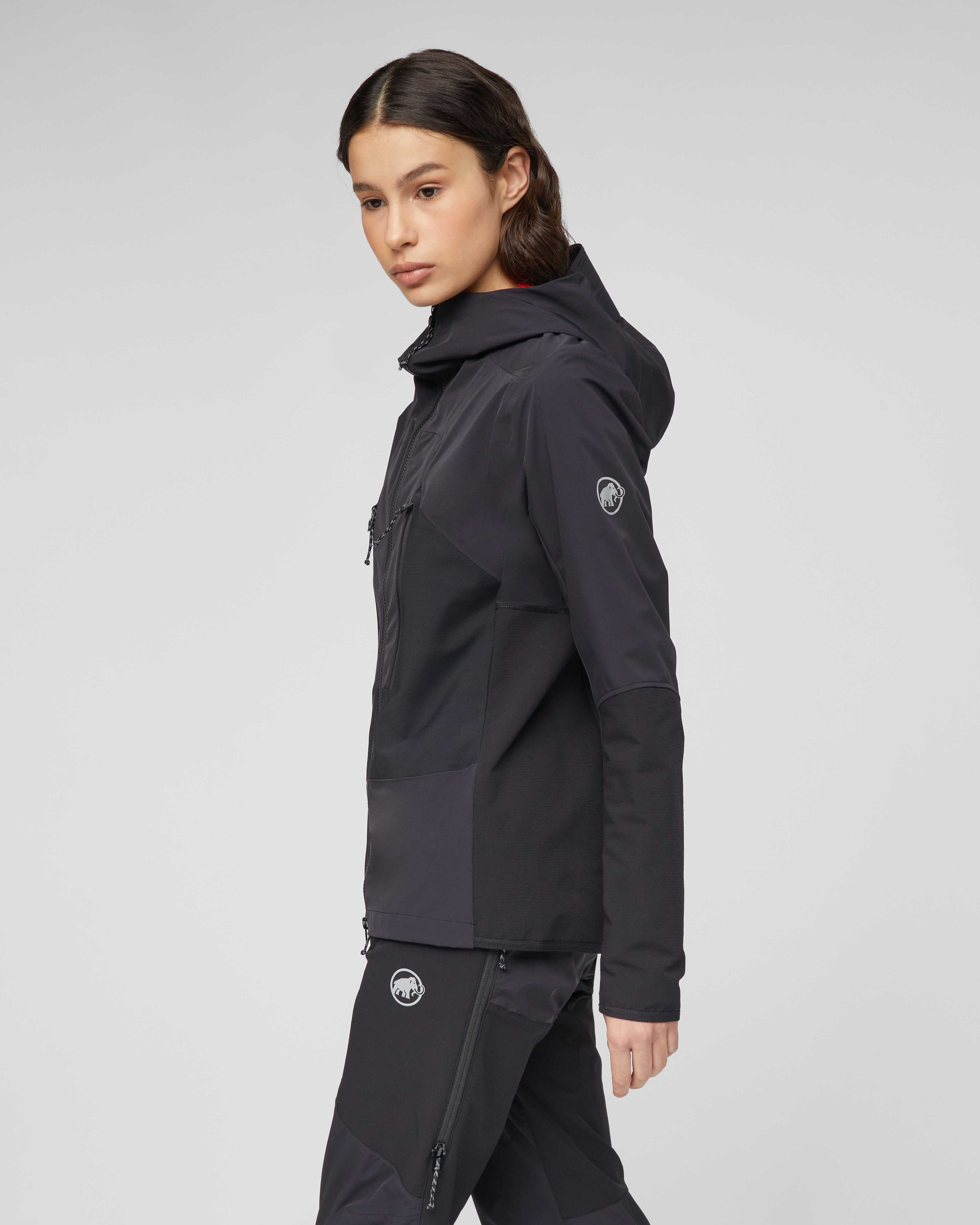 Mammut Aenergy Pro SO Hybrid Hooded Jacket Women, black - Black - Model side view