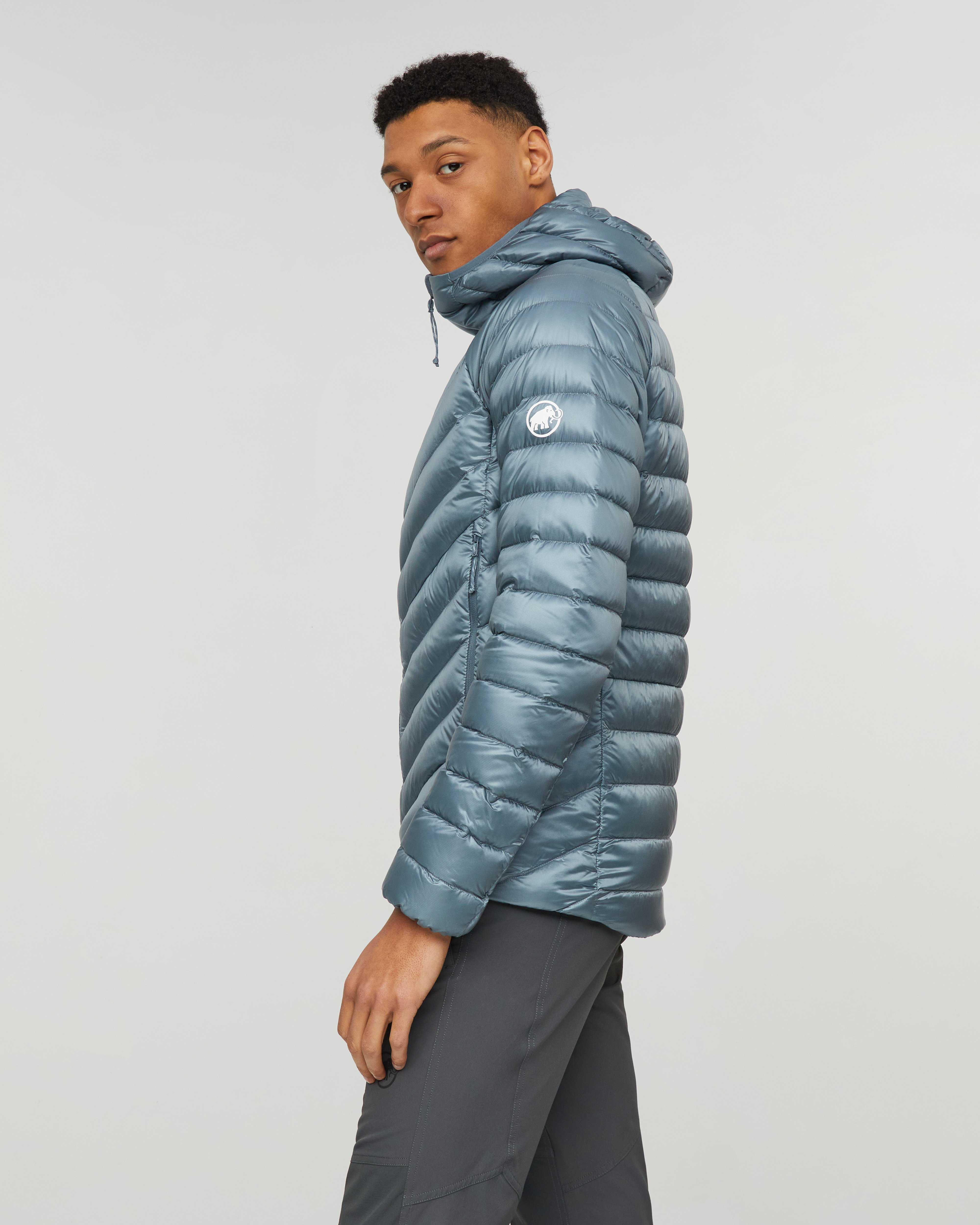 Mammut Broad Peak IN Hooded Jacket Men, strata - Strata - Model side view