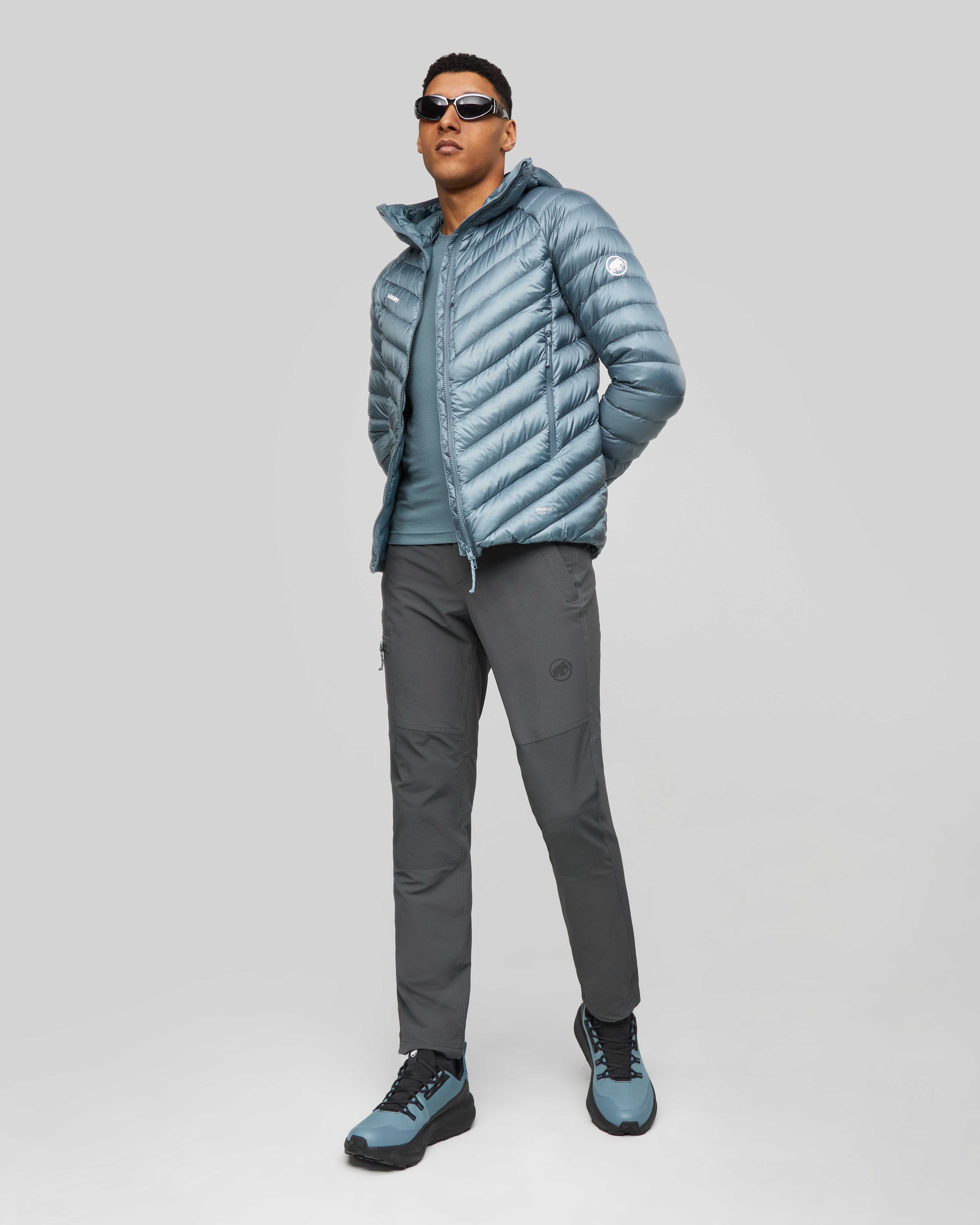 Mammut Broad Peak IN Hooded Jacket Men, strata - Strata - Outdoor view