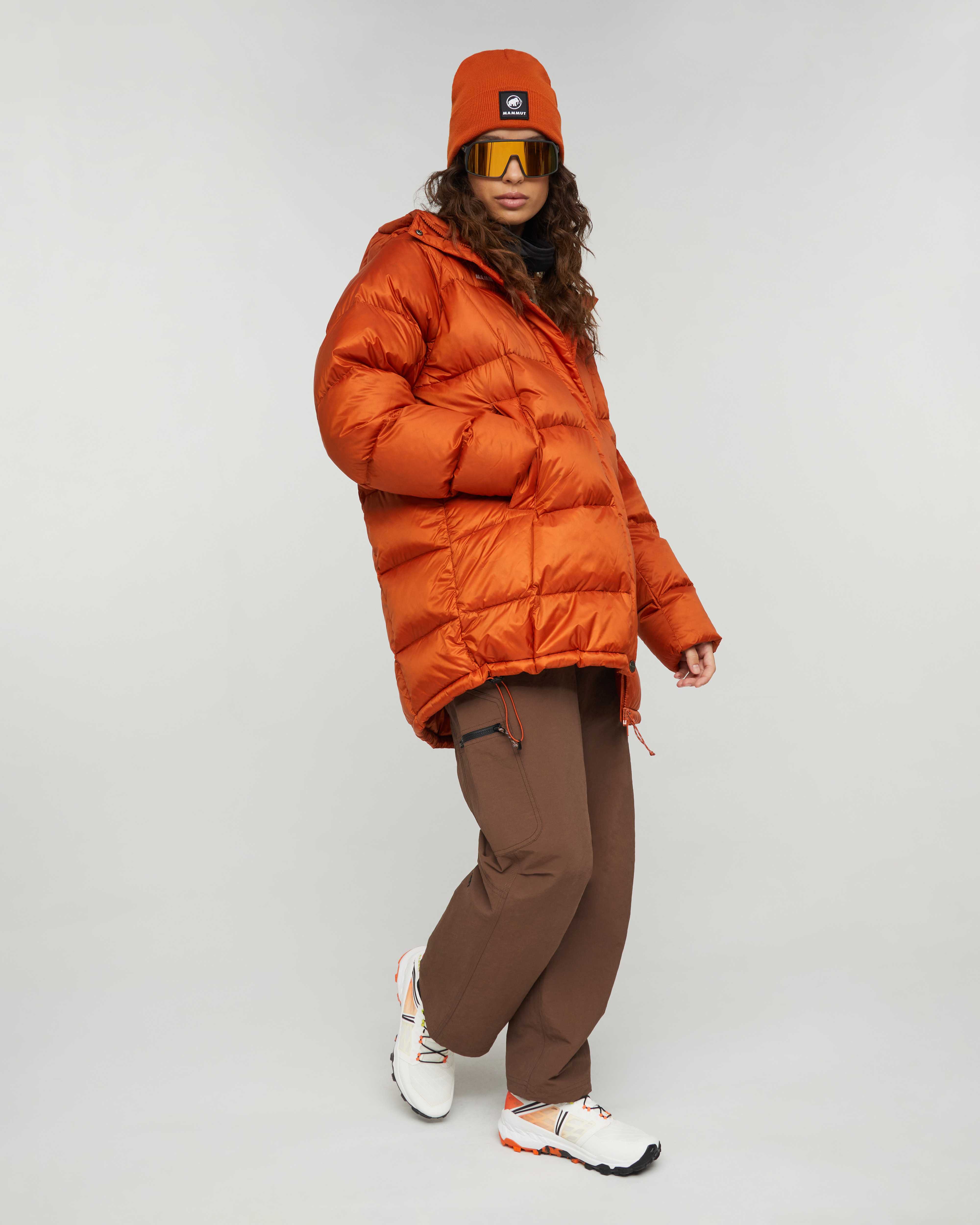Mammut Glacier Glow IN Hooded Parka Women, autumn larice - Autumn larice - Outdoor view