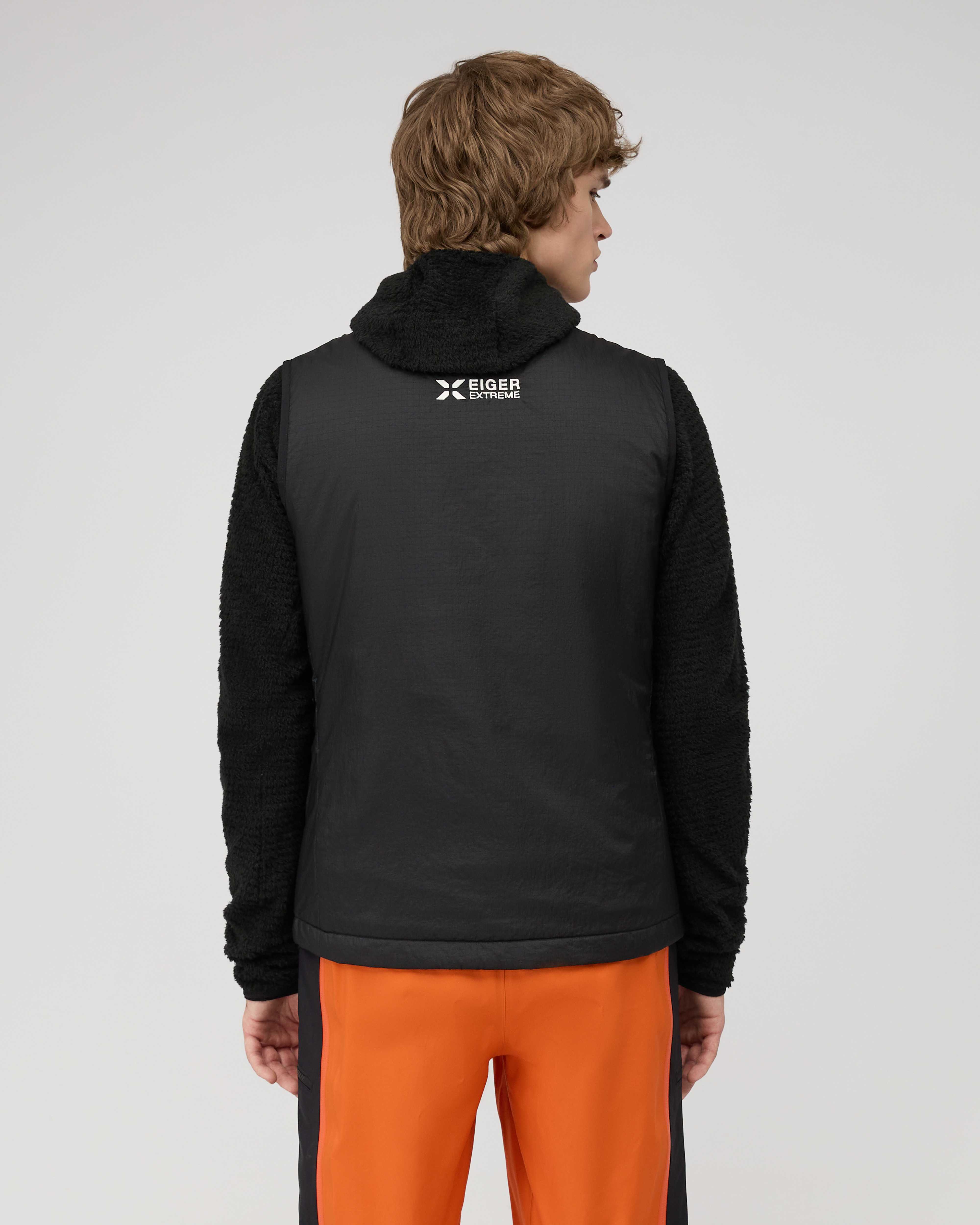 Mammut Eiger Free Light IN Vest Men, black - Black - Model back view