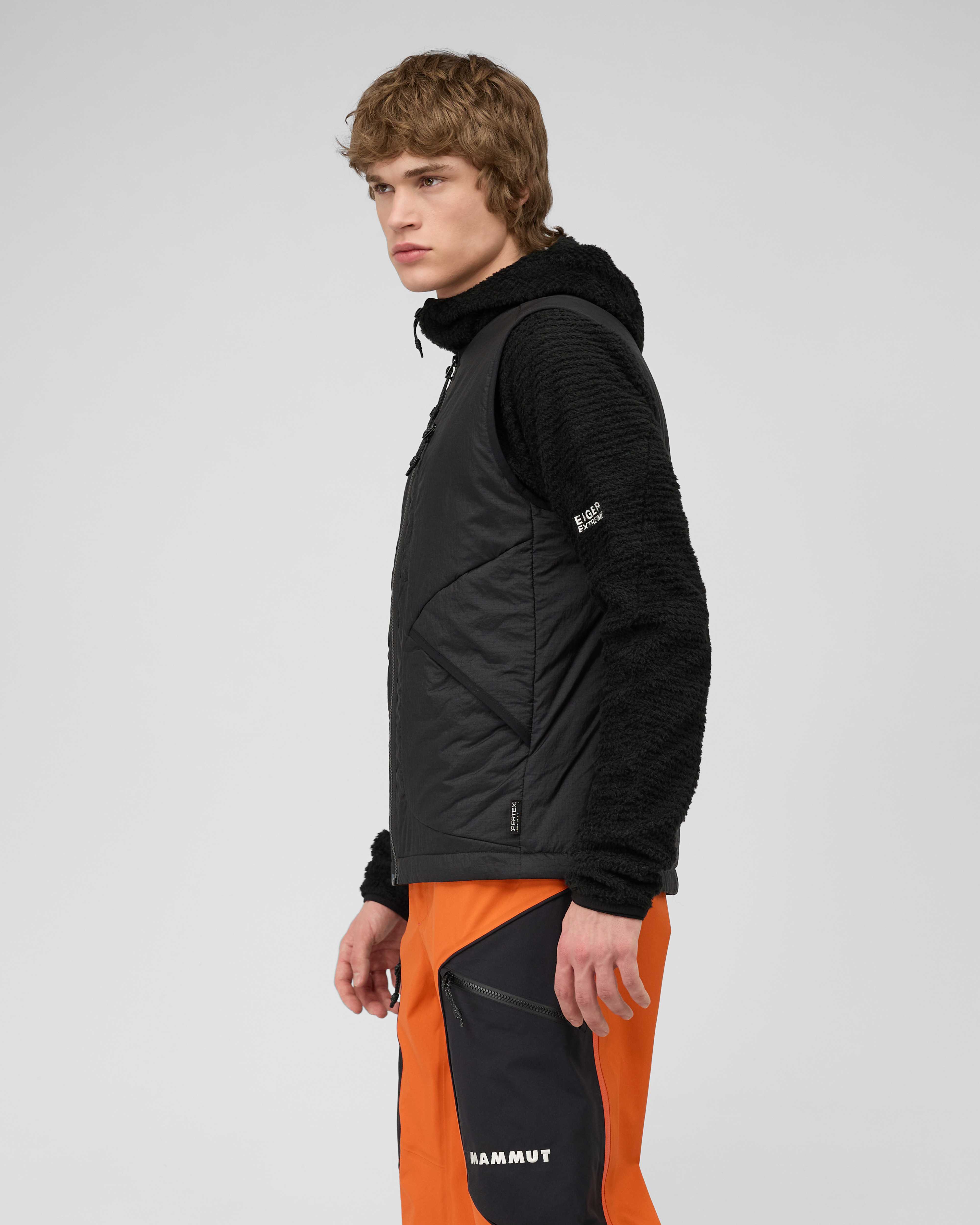 Mammut Eiger Free Light IN Vest Men, black - Black - Model side view