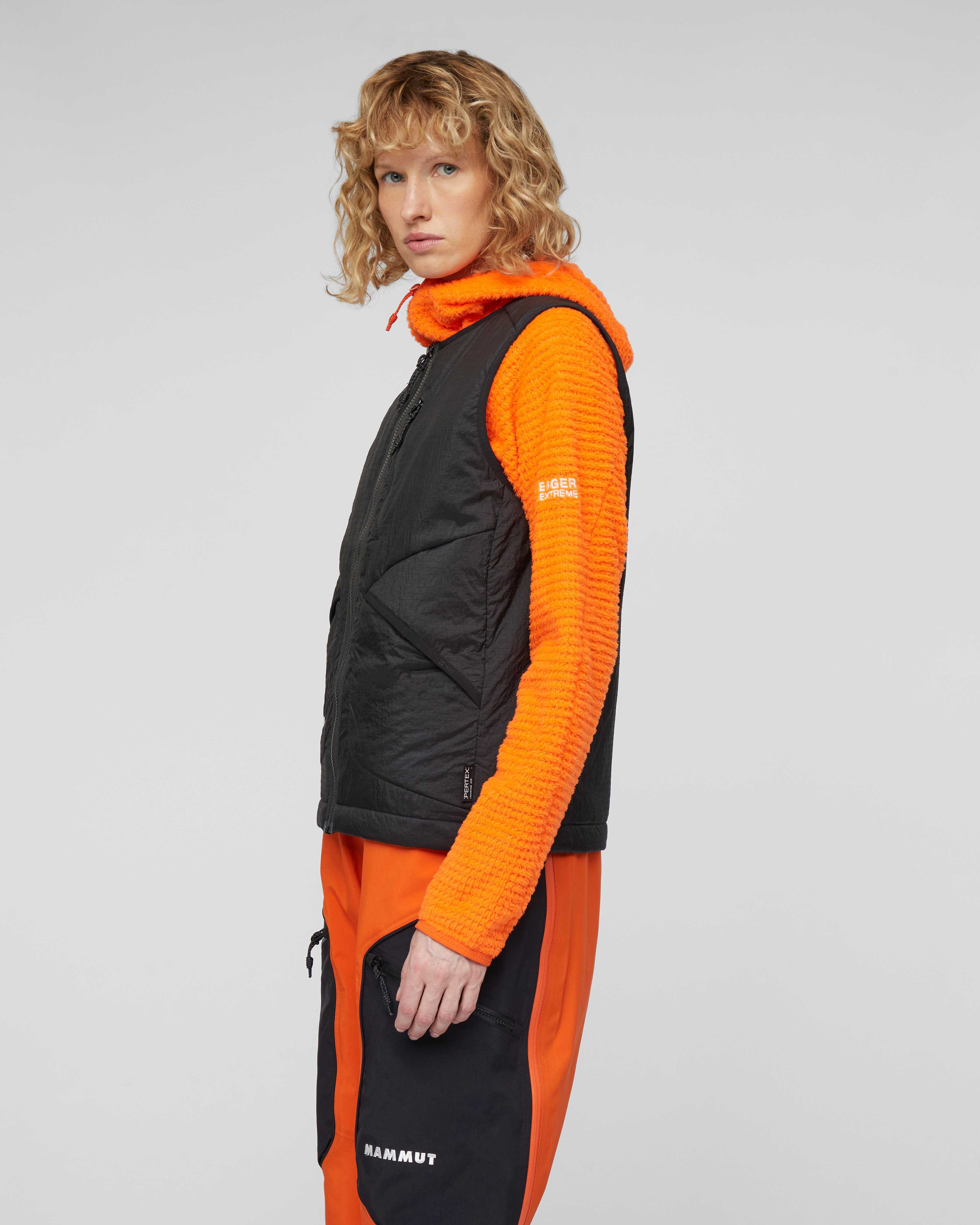 Mammut Eiger Free Light IN Vest Women, black - Black - Model side view