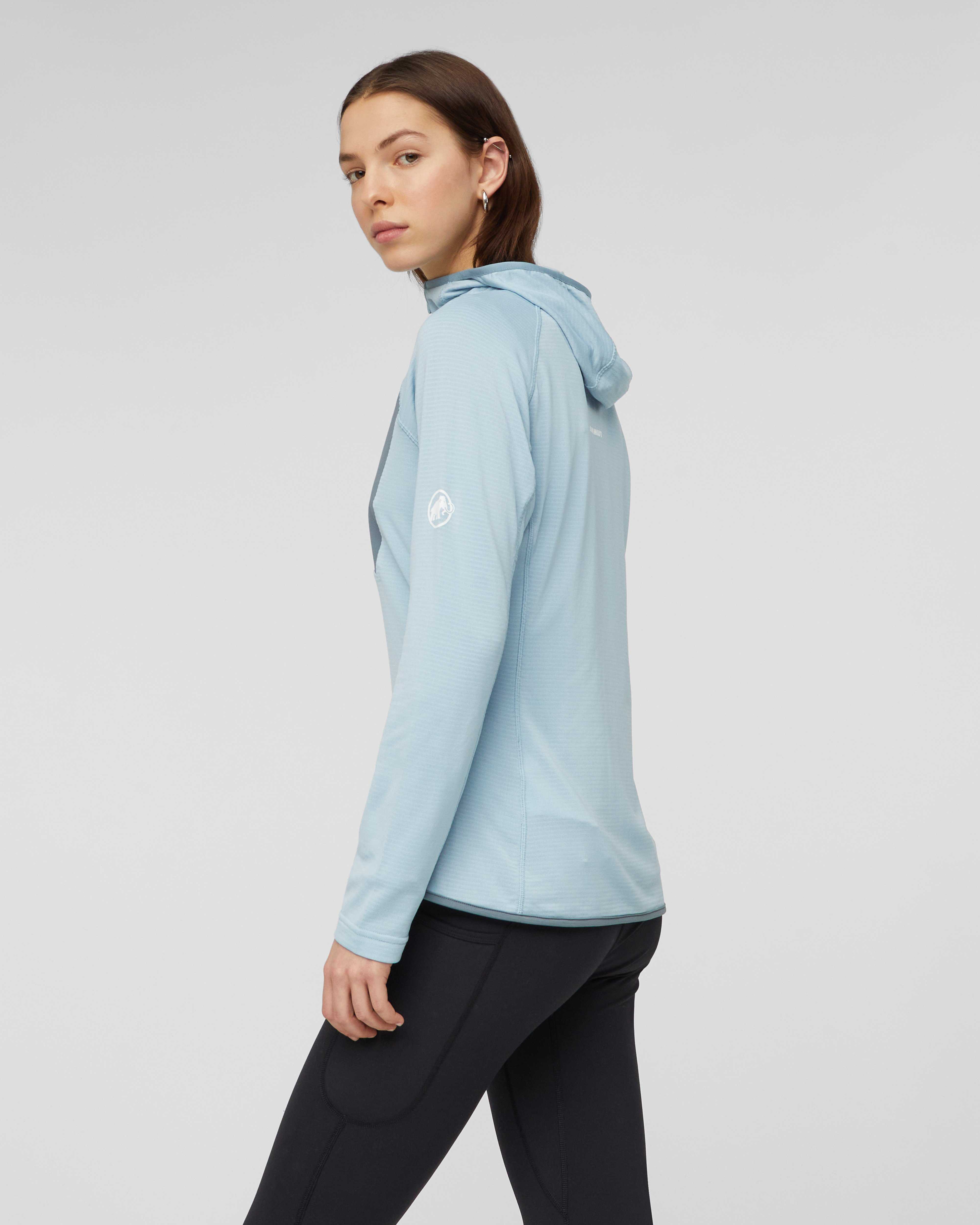 Mammut Aenergy Light ML Hooded Jacket Women, nebla-strata - Nebla-strata - Model side view
