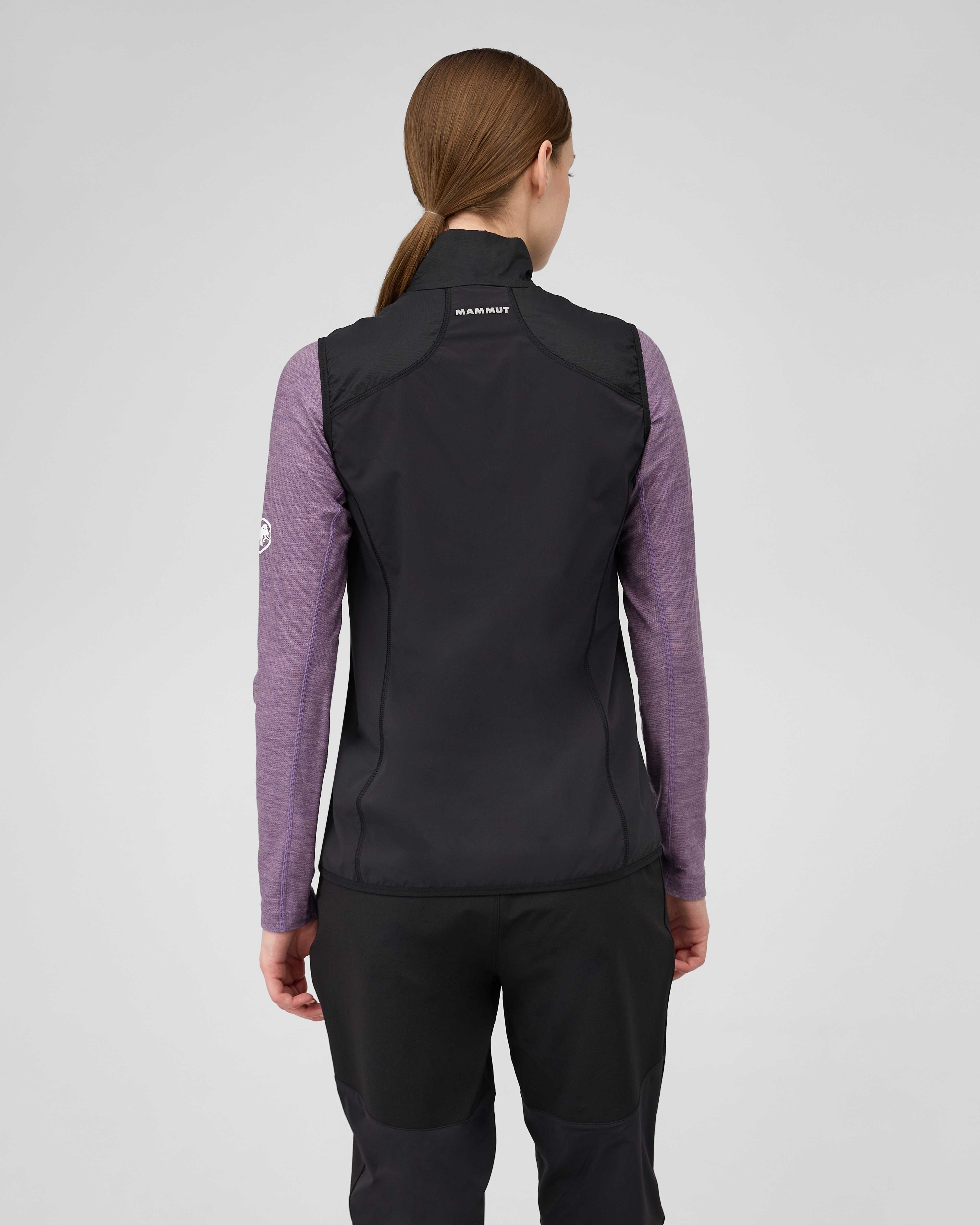Mammut Aenergy ML Hybrid Vest Women, black - Black - Model back view