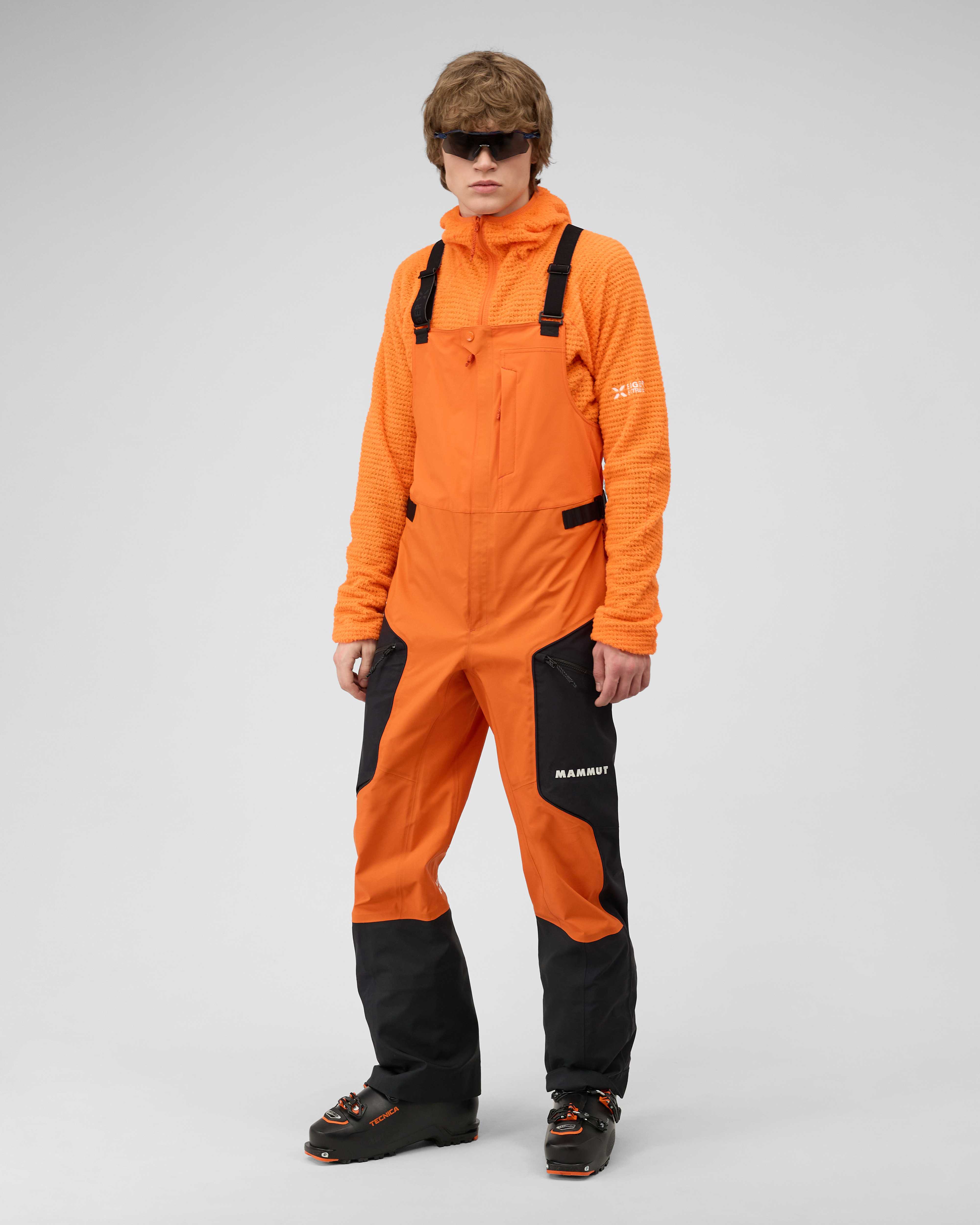 Mammut Eiger Free ML Air Half Zip Hoodie Men, eiger orange - Eiger orange - Outdoor view