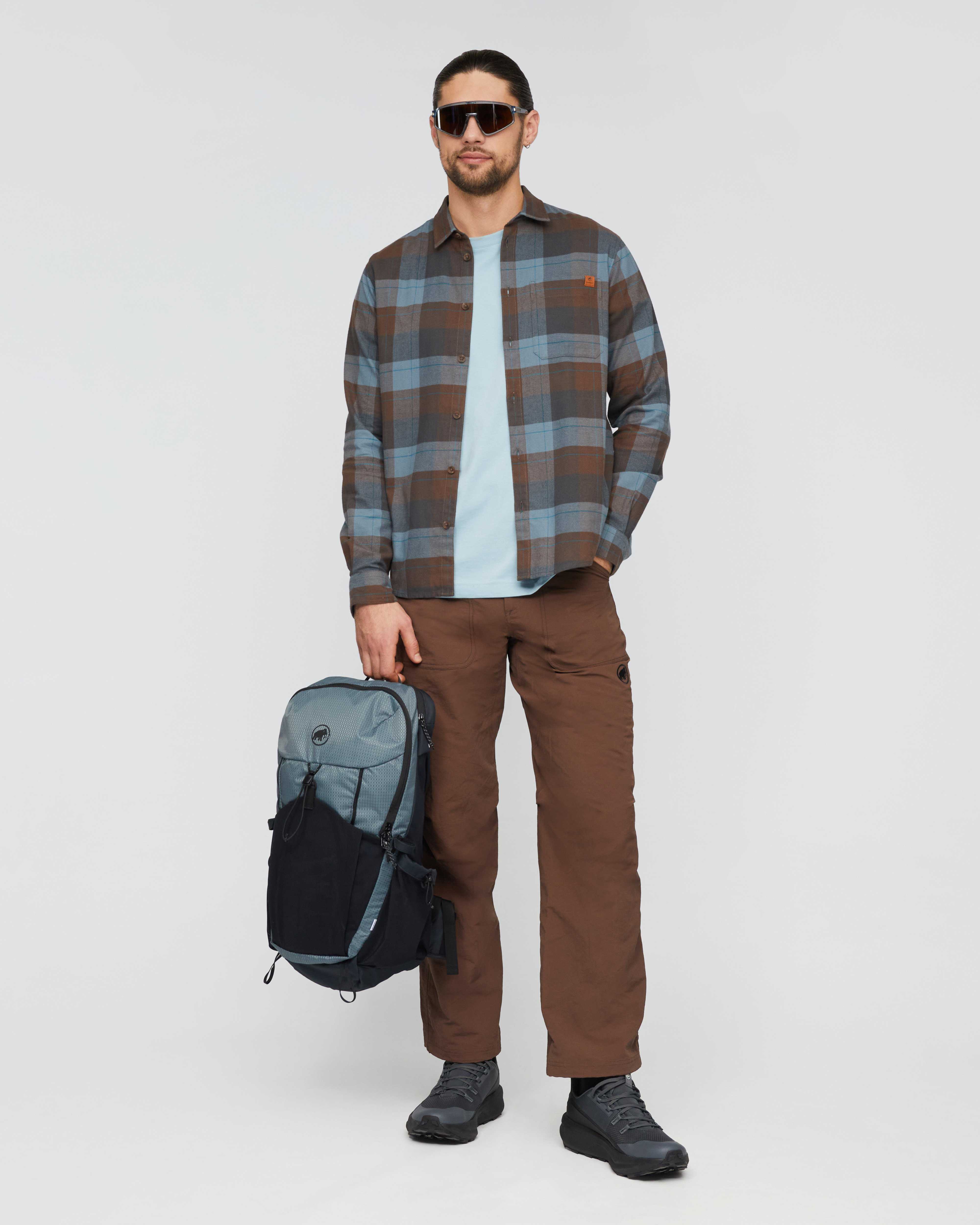 Mammut Trovat Longsleeve Shirt Men, gabbro-strata - Gabbro-strata - Outdoor view