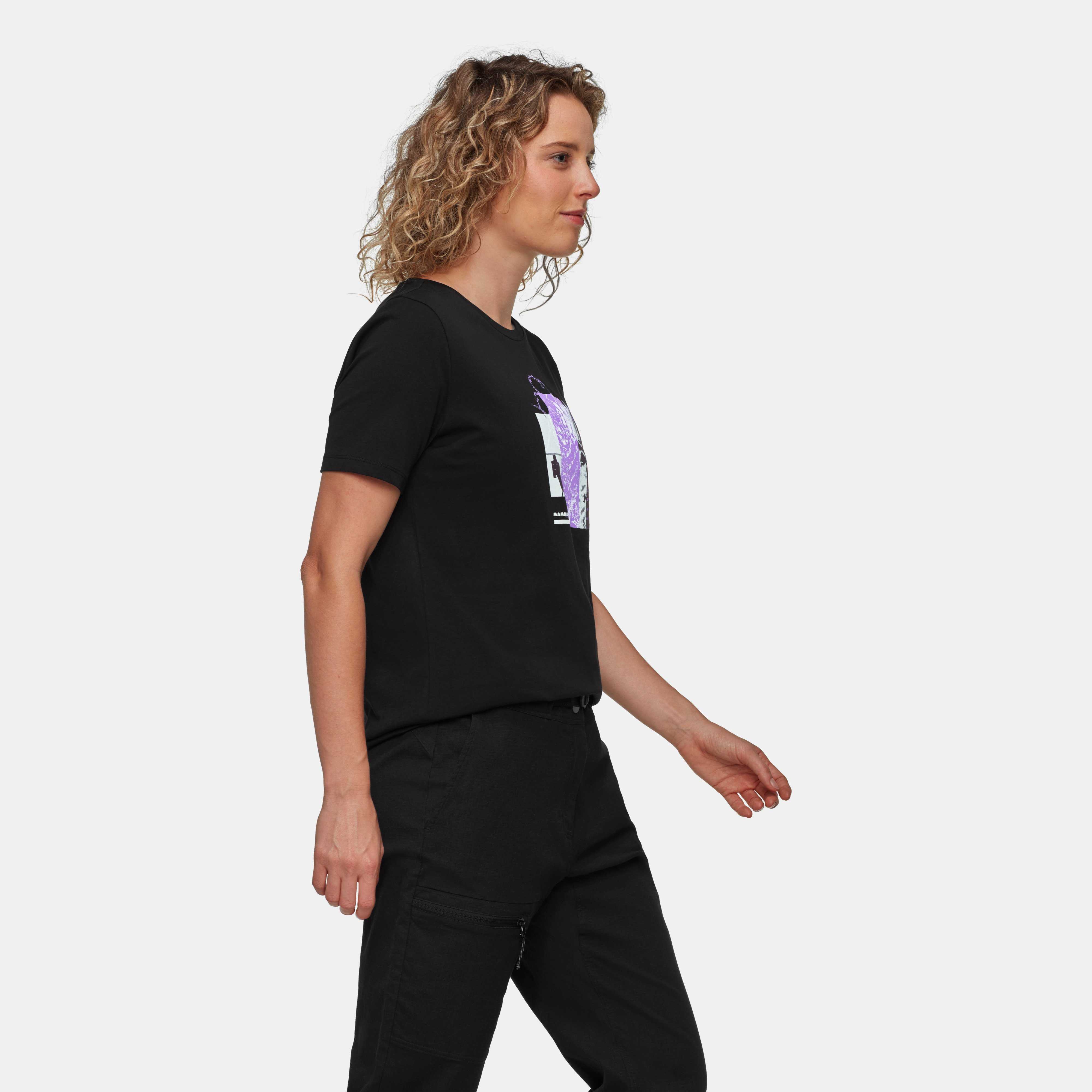 Mammut Mammut Core T-Shirt Women Alpine Flower, black - Black