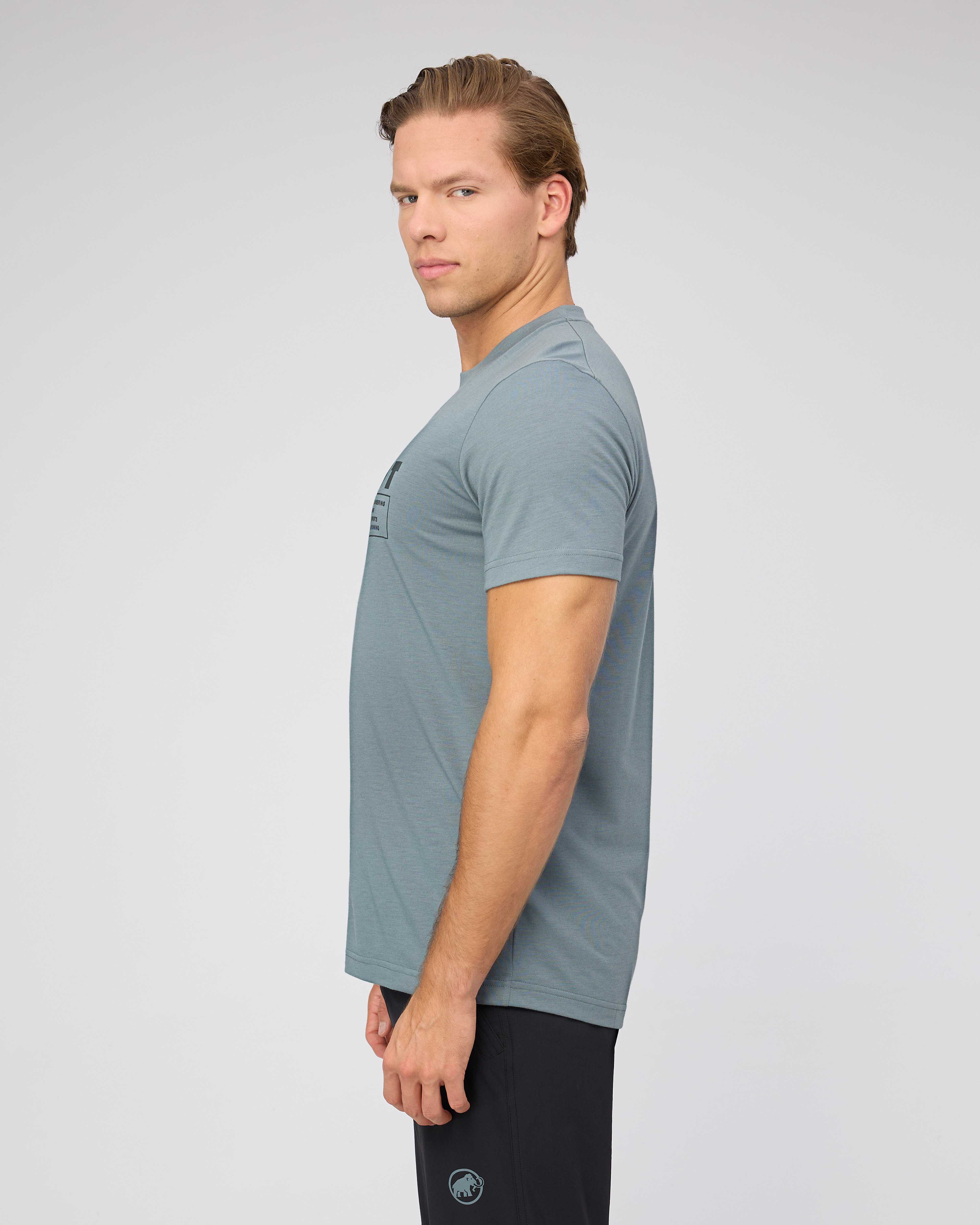 Mammut Trovat T-Shirt Men Logo, strata - Strata - Model side view