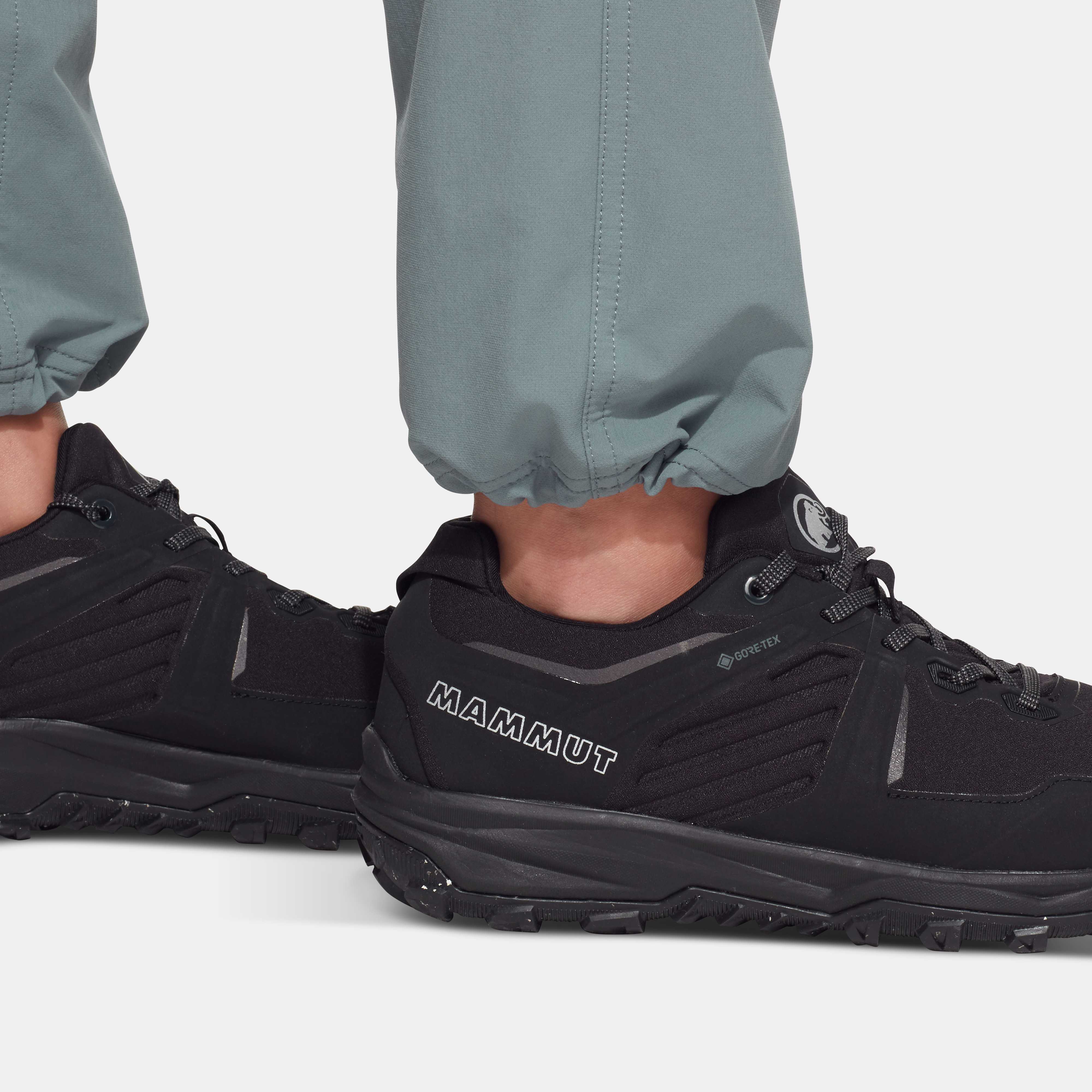Calças De Caminhada Mammut Guide Runbold - Femininas - Tecido Duplo Elástico - Impermeável