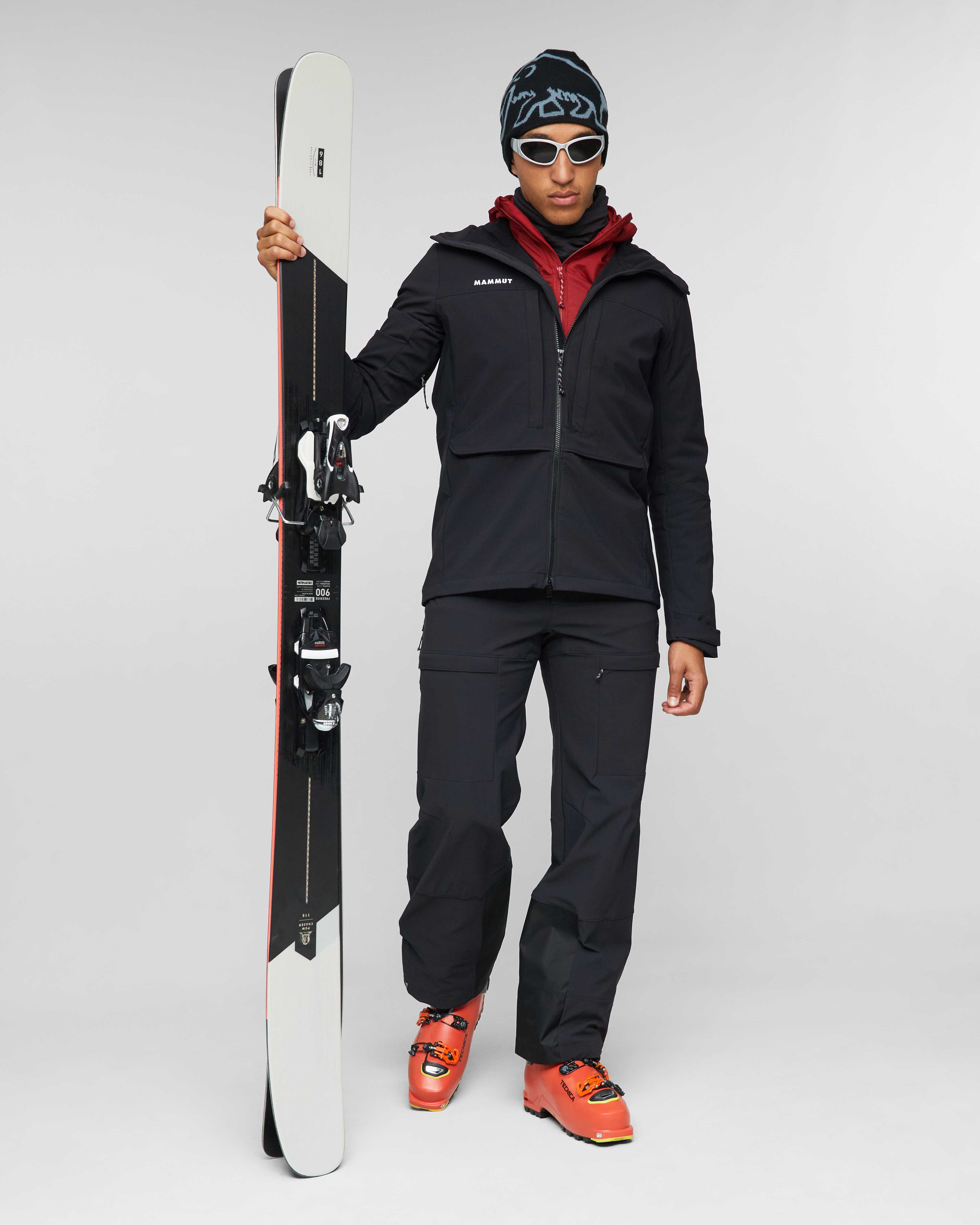 Mammut Skintrack SO Pants Men, black - Black - Outdoor view