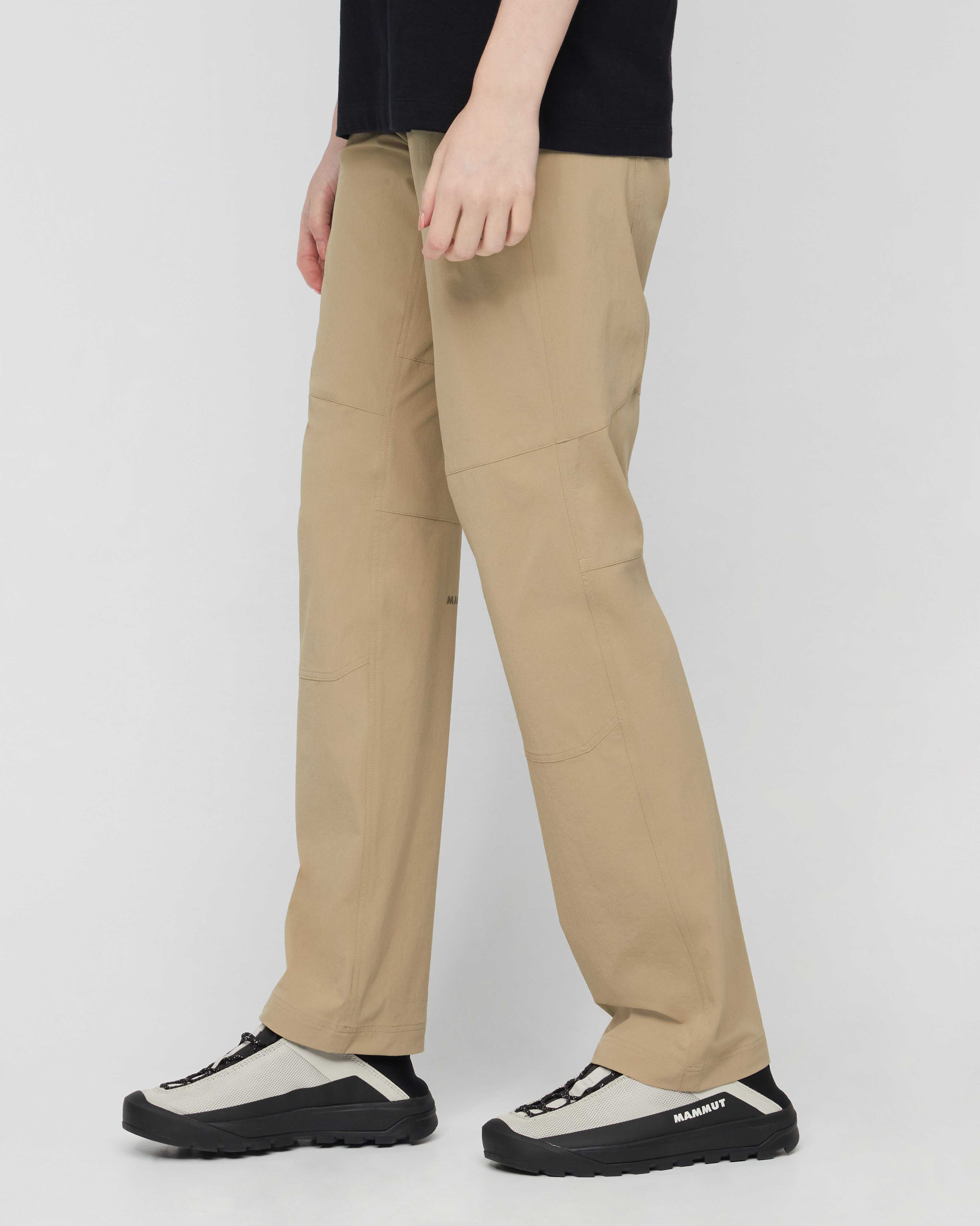 Mammut Runbold IV Pants Women, sablun - Sablun - Model side view