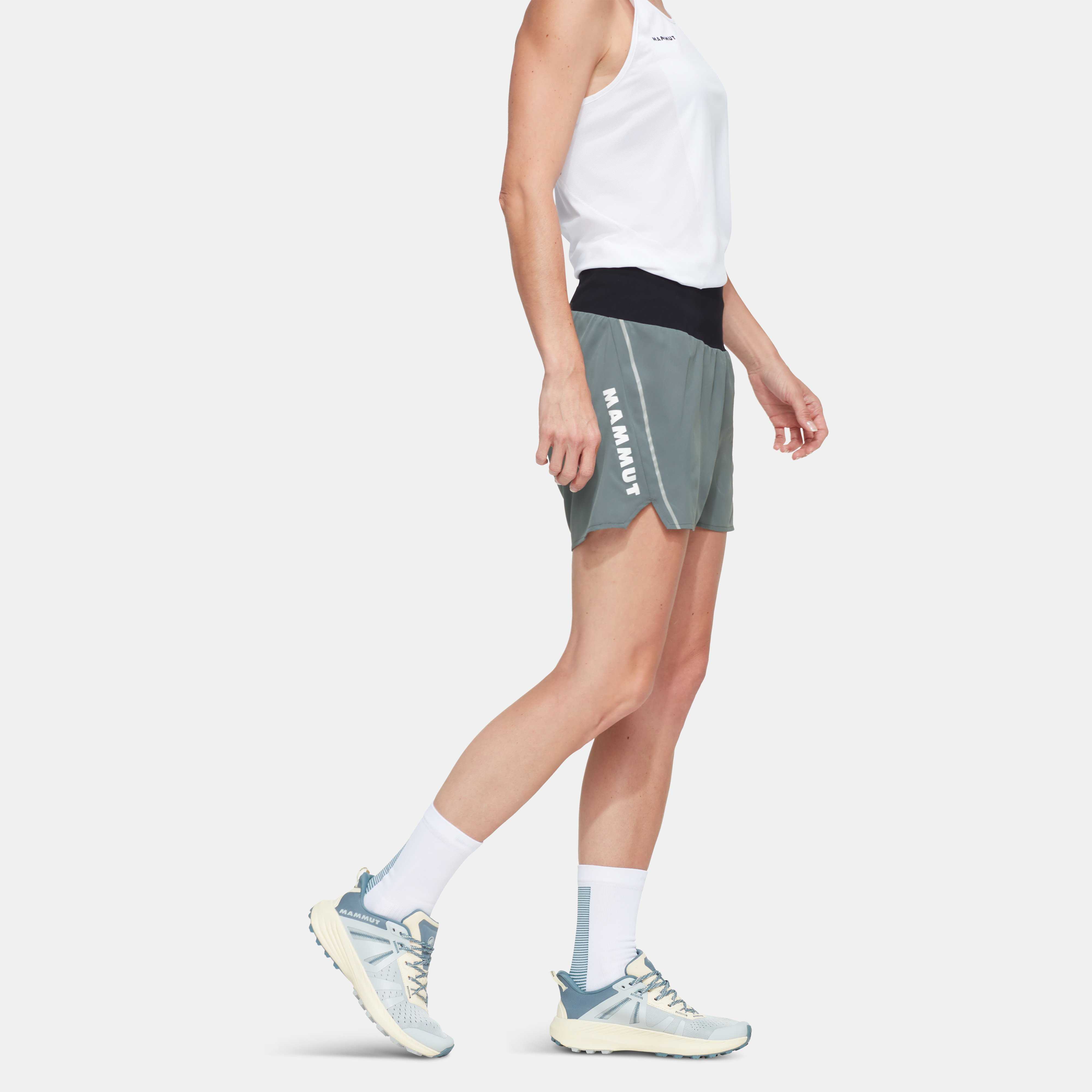 Mammut Aenergy TR Shorts Women, strata-black - Strata-black