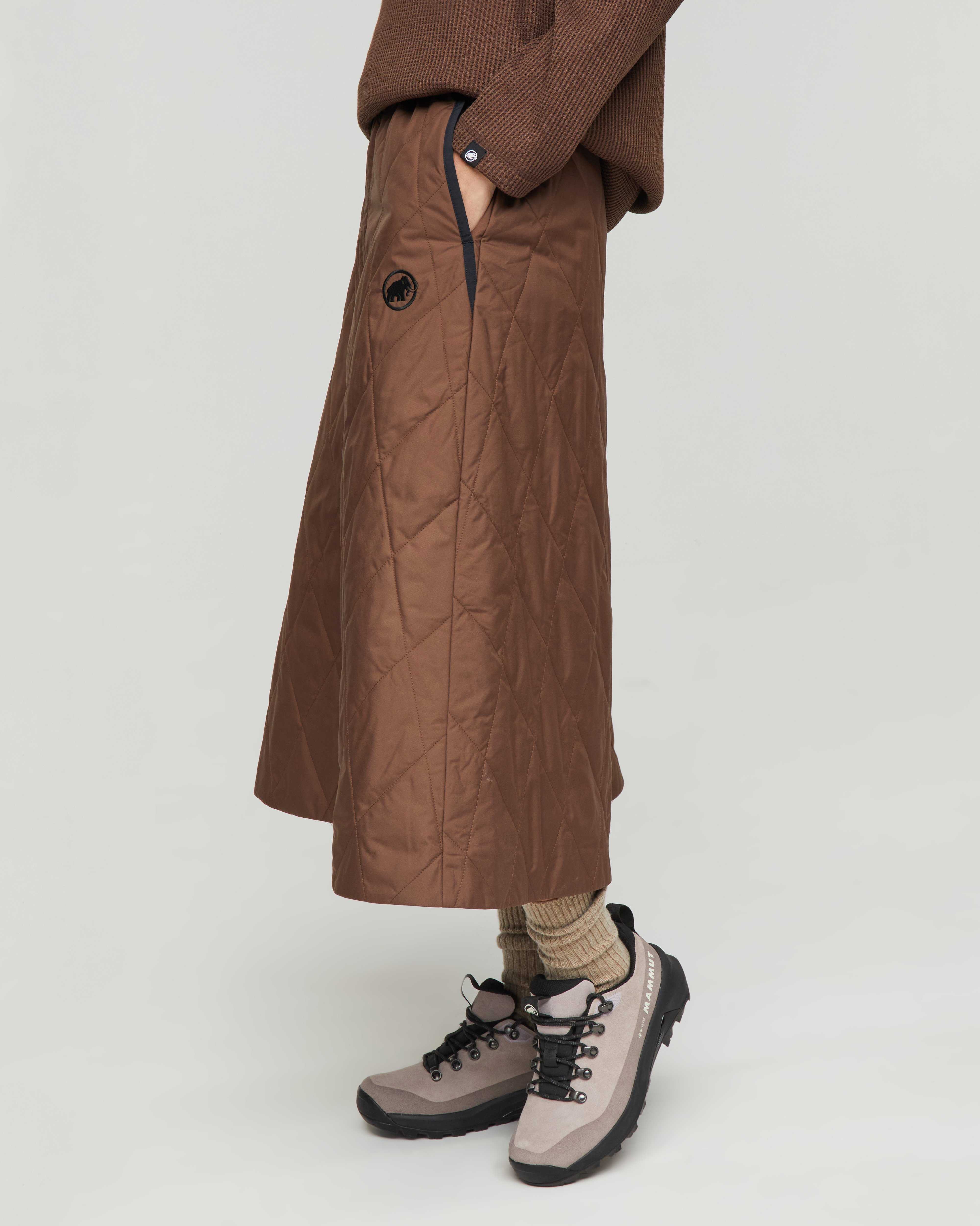 Mammut Highland Traverse IN Skirt Women, soil - Soil - Model side view