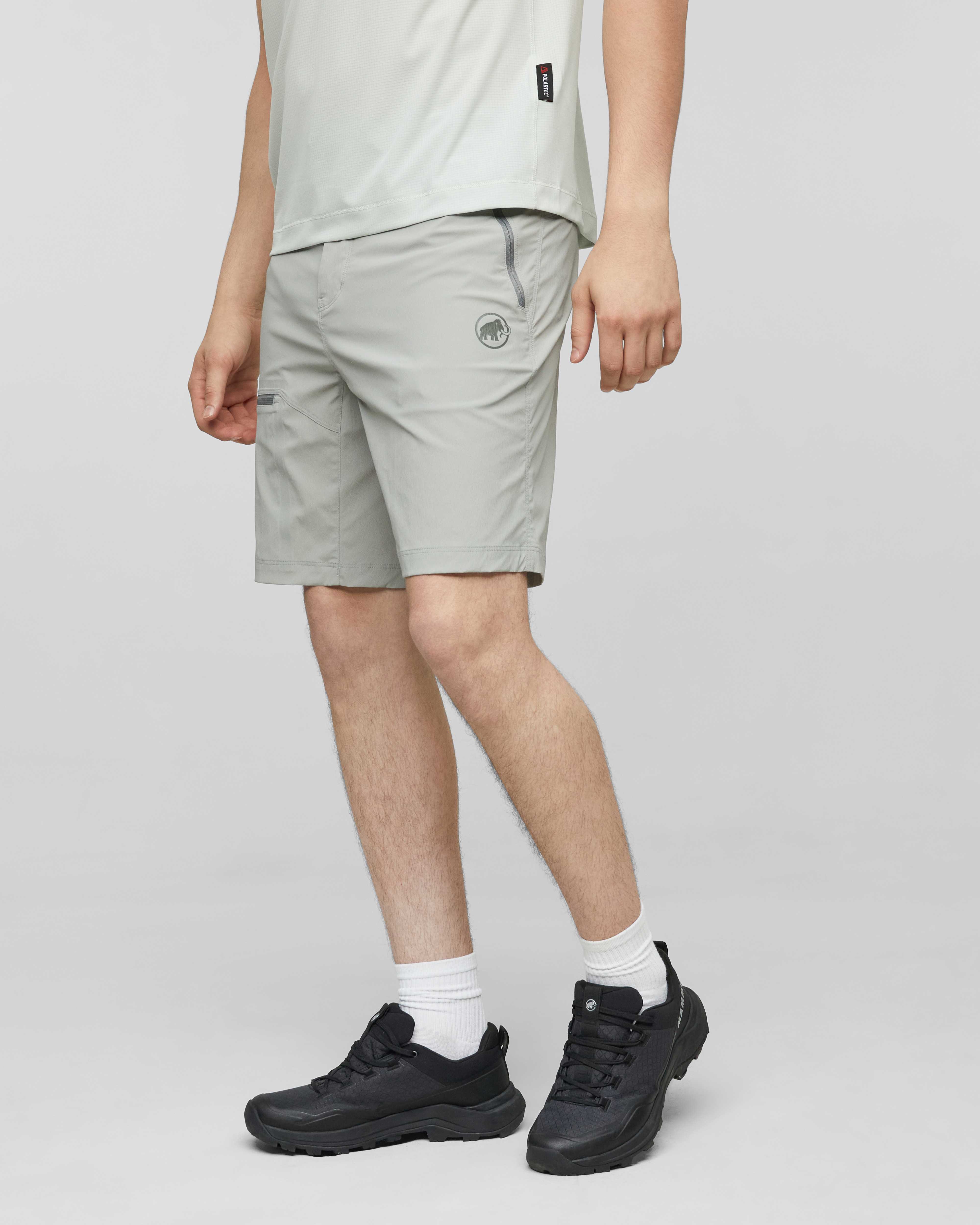 Mammut Valley Hiking Shorts Men, creas grey - Creas grey - Model side view