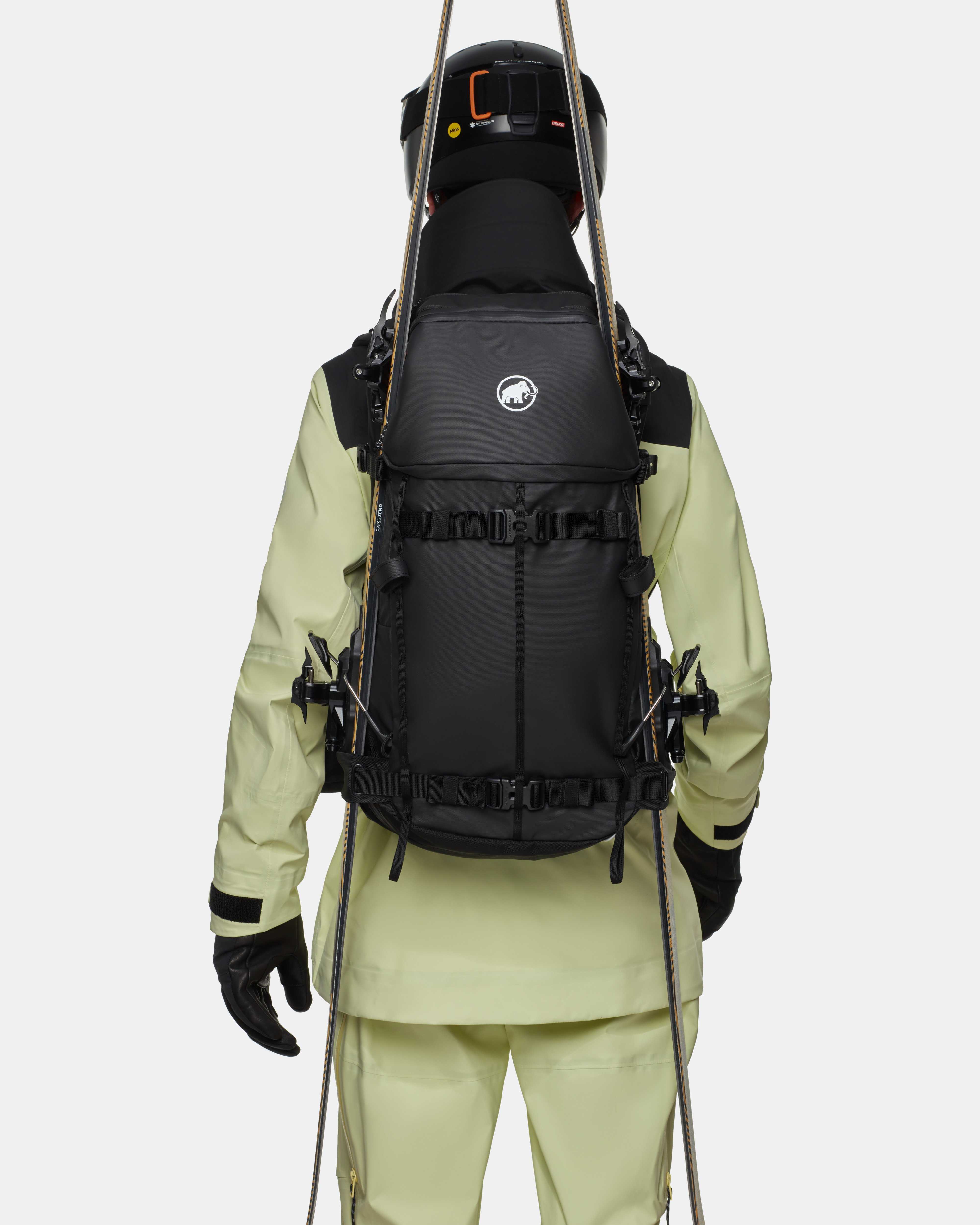 Mammut Nirvana 35 Women, black - Black - Model back view