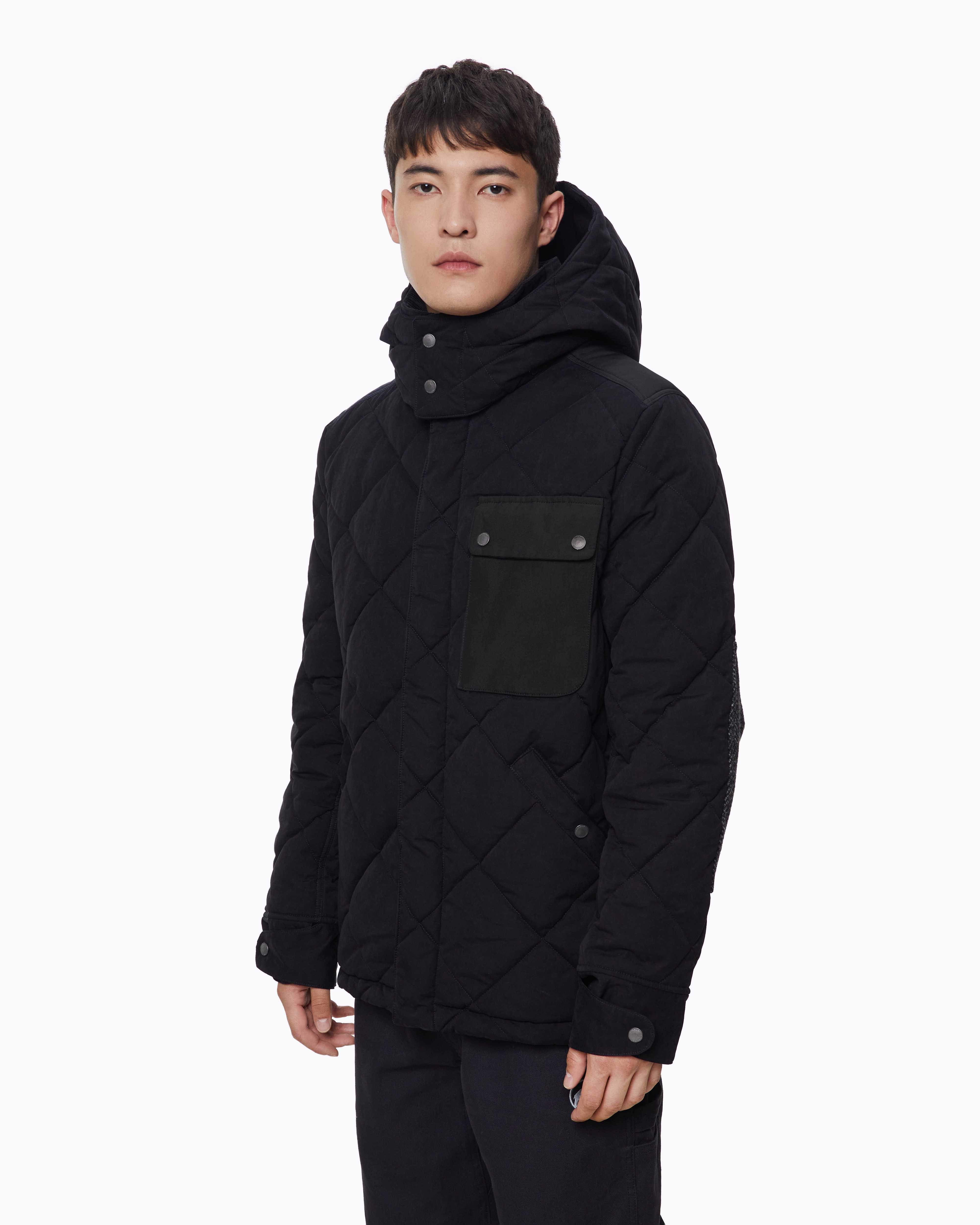 Mammut JWMAN + MAMMUT WR-J912 Jacket, black - Black - Model side view