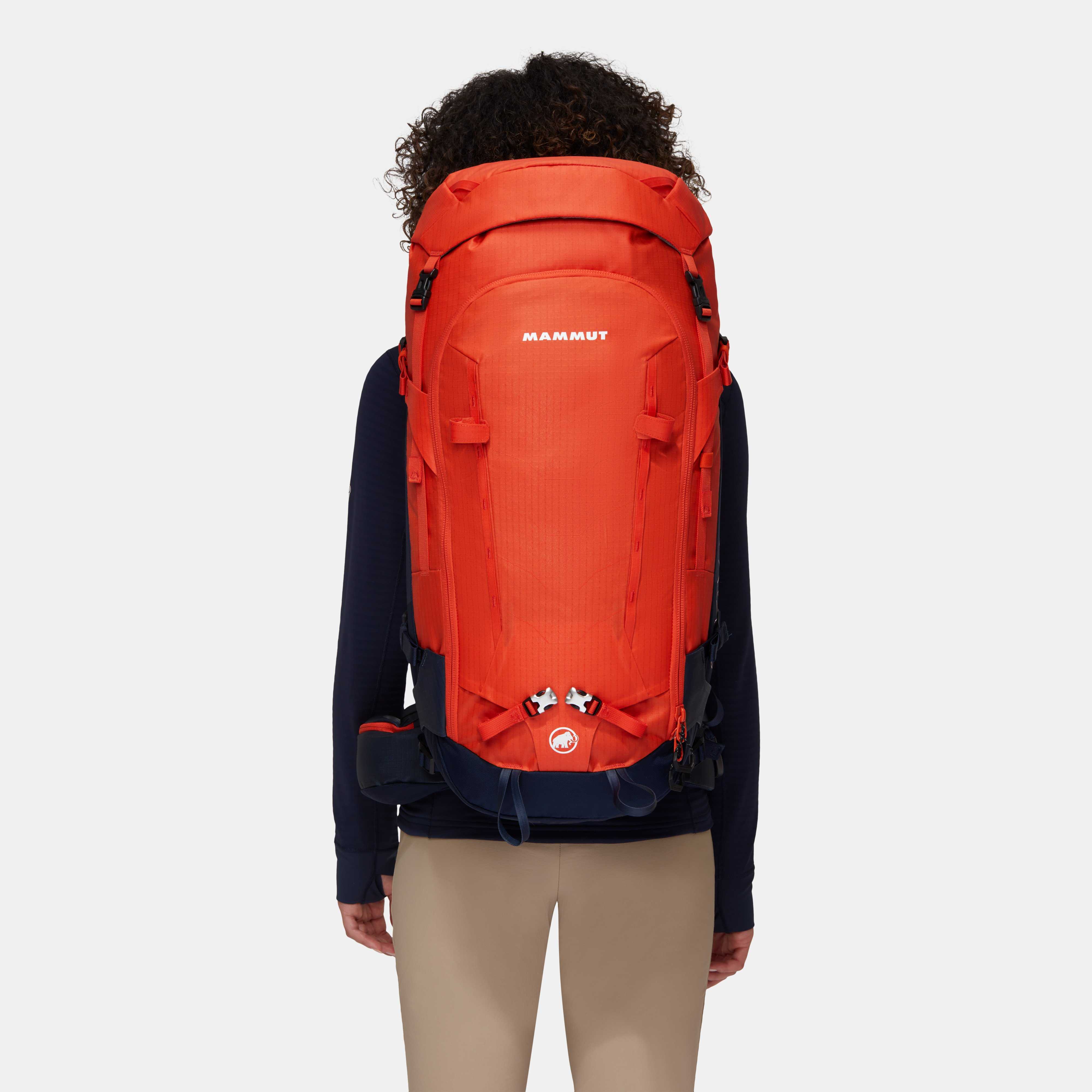 定番のお歳暮 MAMMUT(マムート) Trion Spine 50 バックパック | www