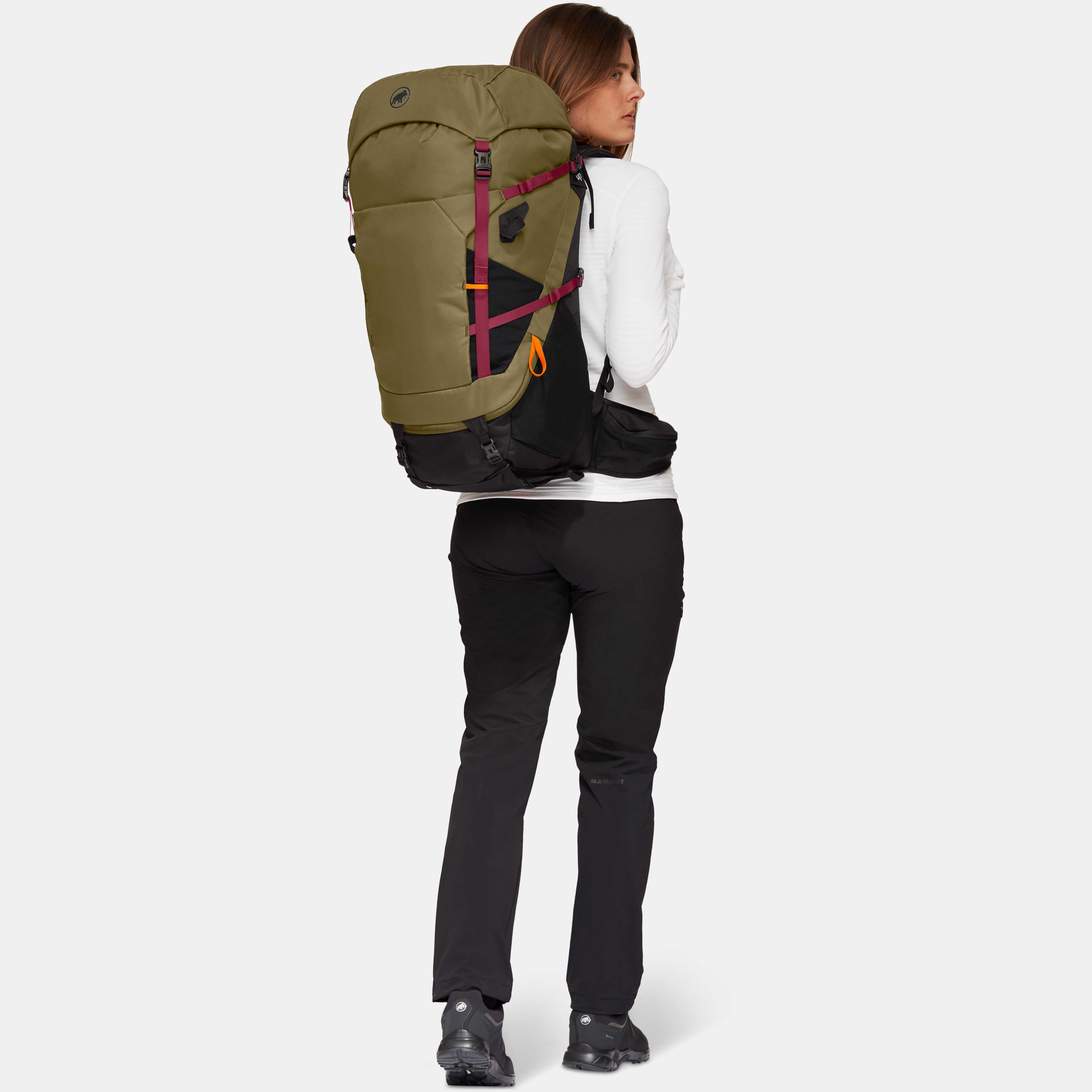 Mammut Ducan Spine 55 Women - olive-black, 55 L - Olive-black