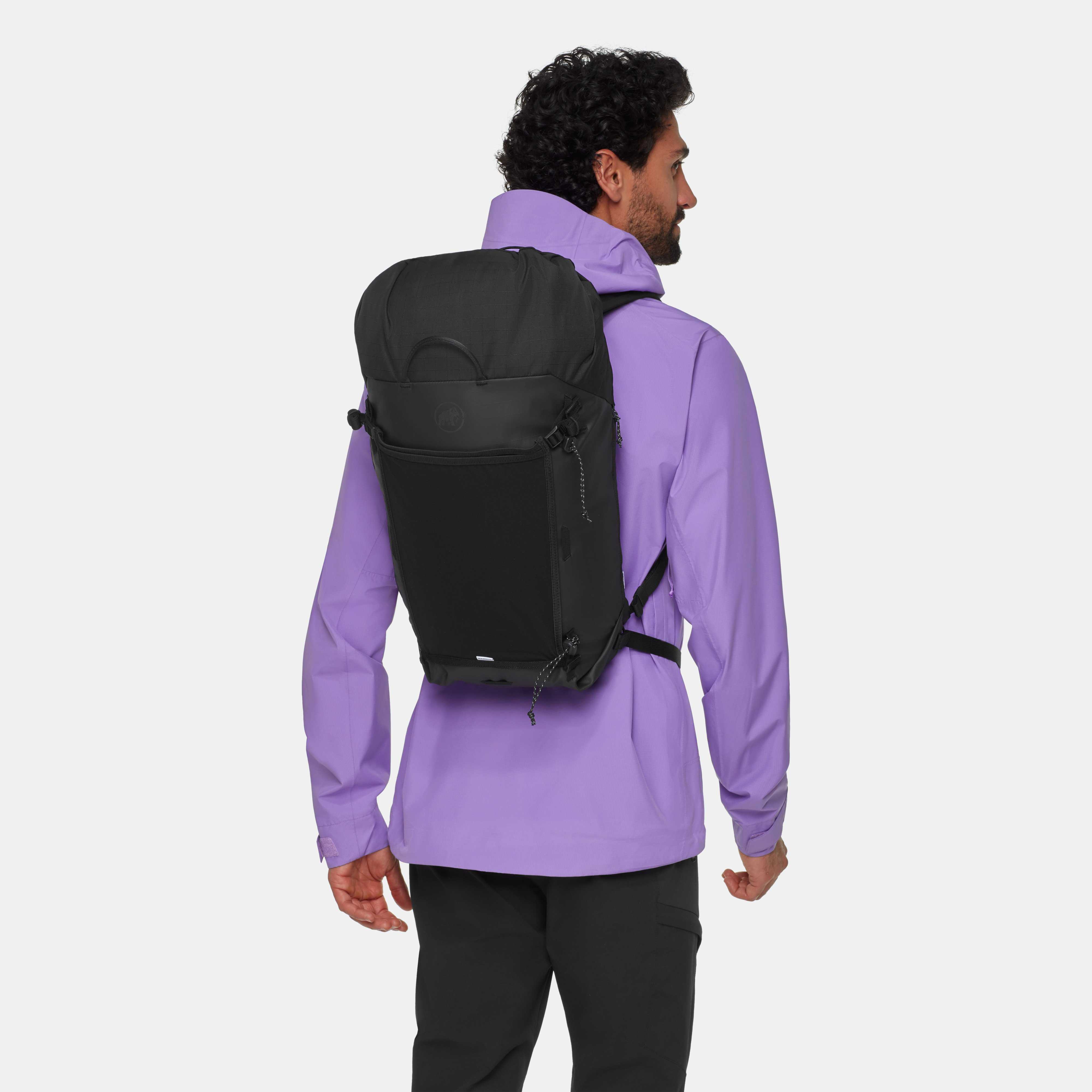 Mammut Alto 24, black - Black