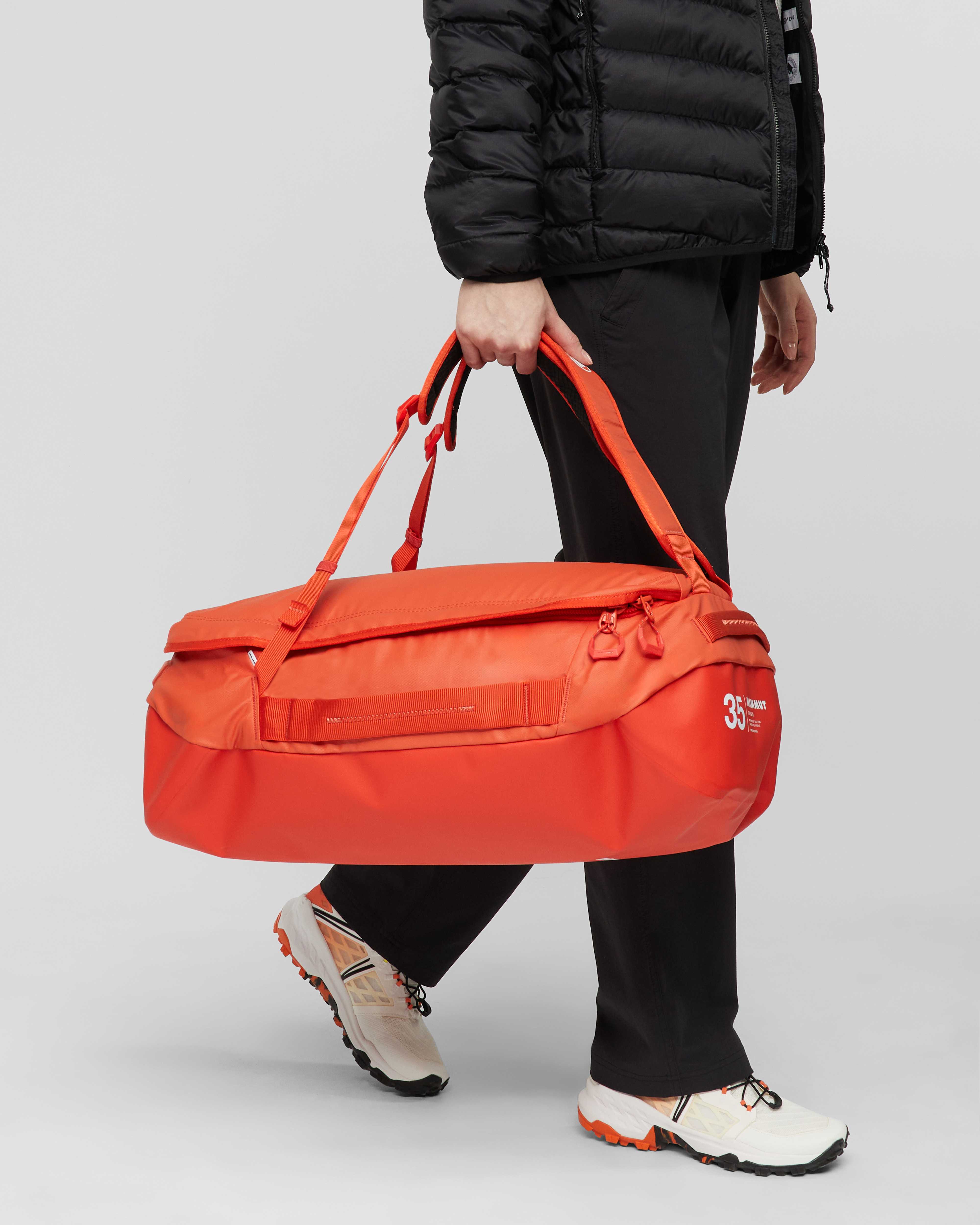 Mammut Cargo 35, mammut red - Mammut red - Model side view