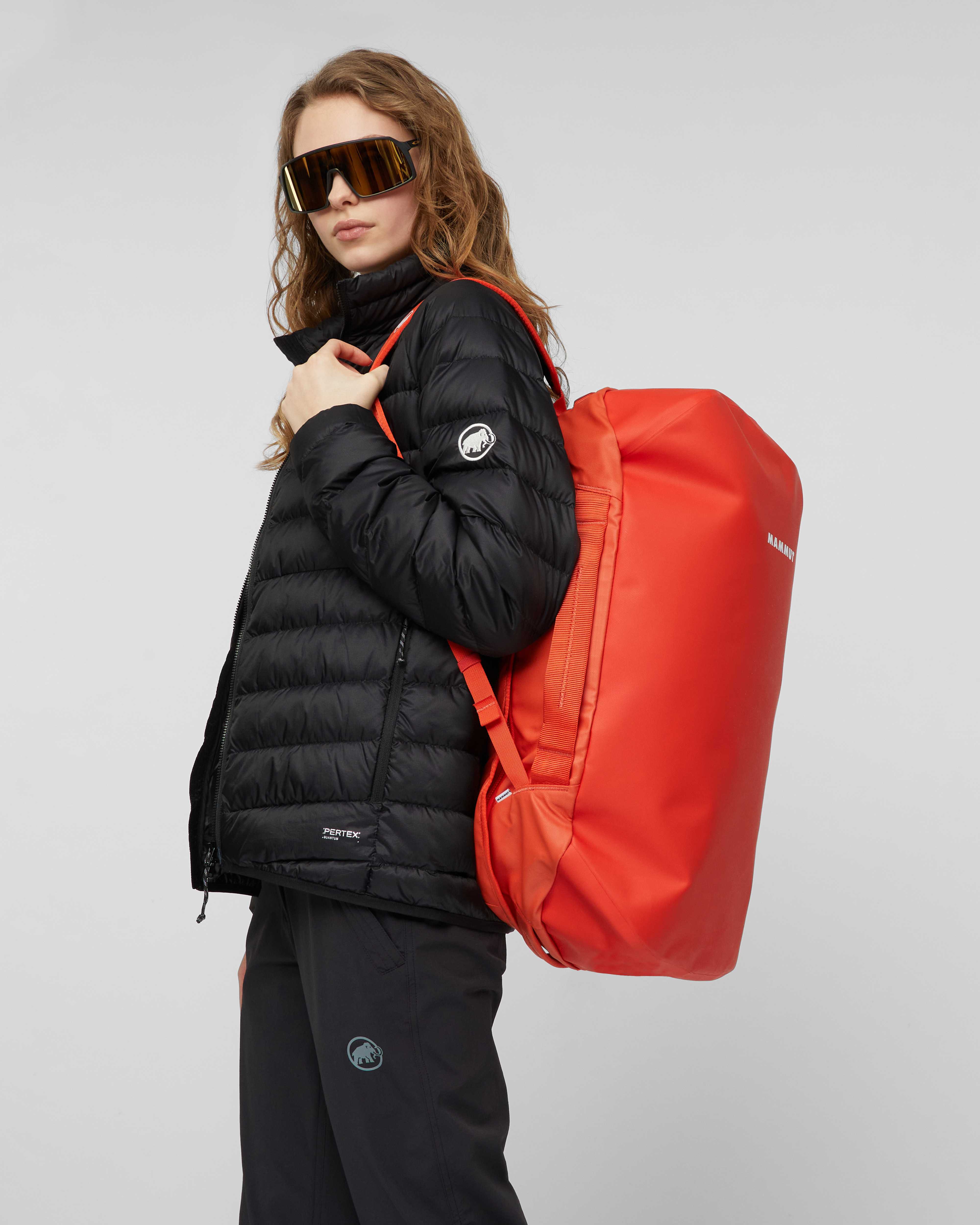 Mammut Cargo 50, mammut red - Mammut red - Outdoor view