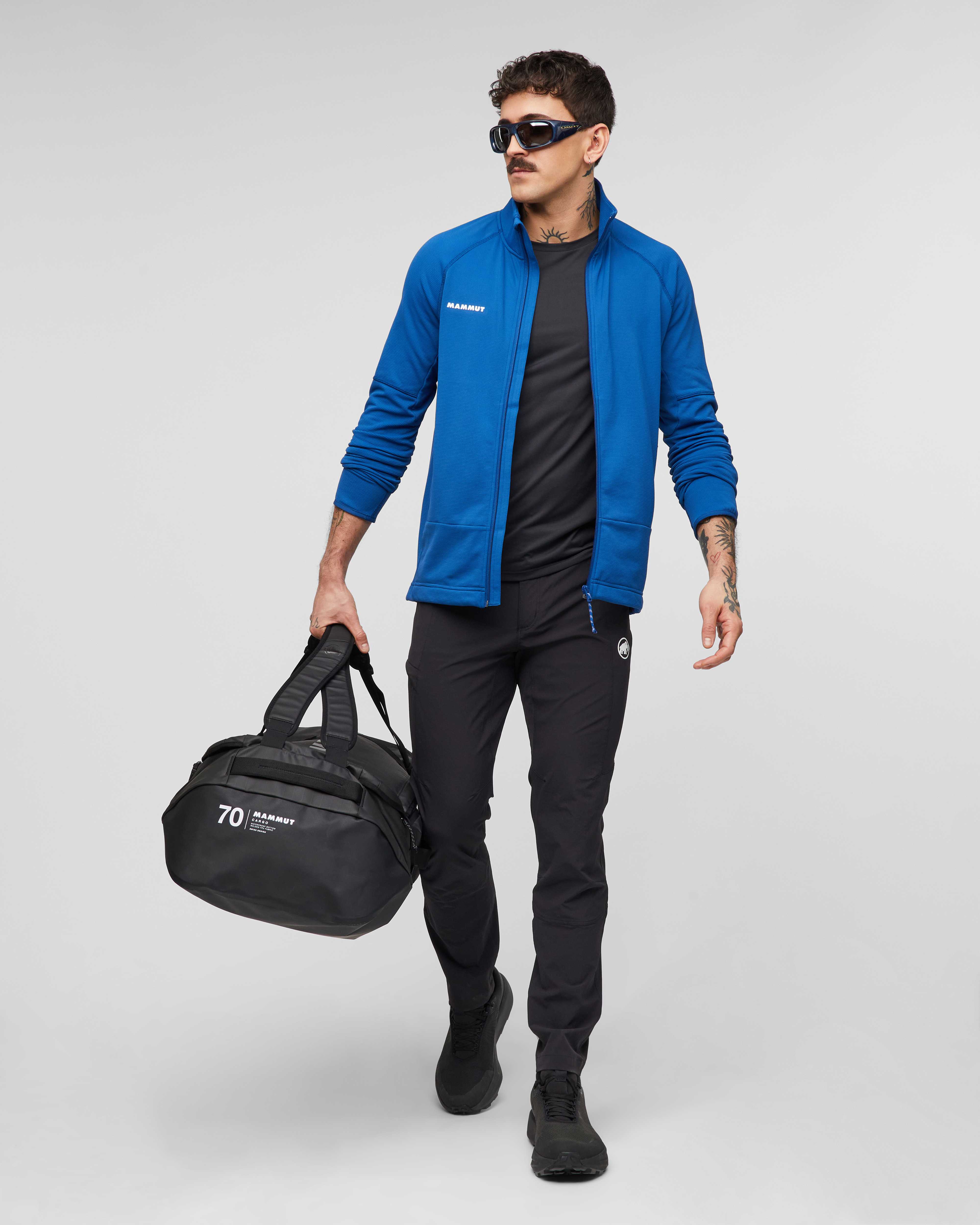 Mammut Cargo 70, black - Black - Outdoor view