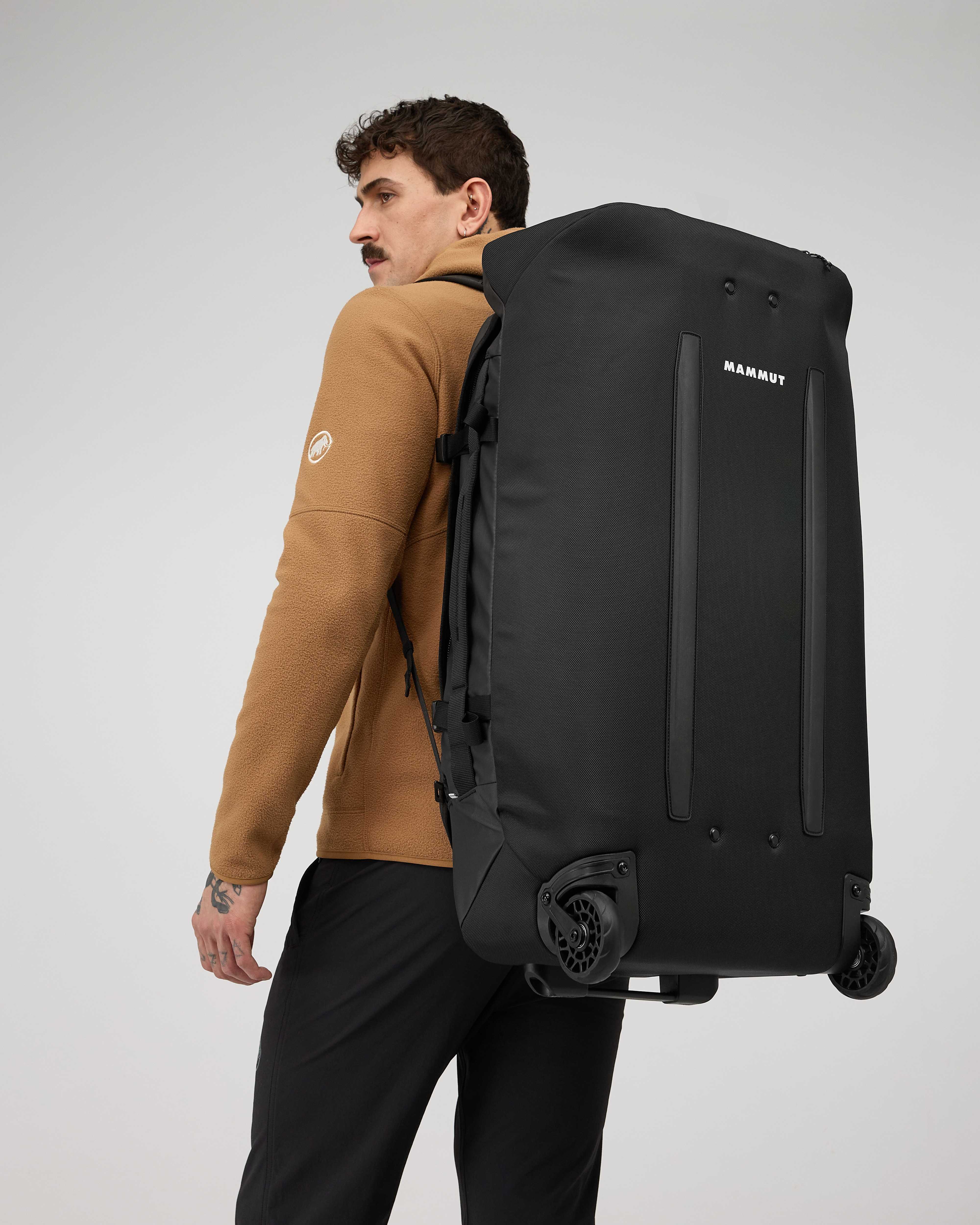 Mammut Wheeled Cargo 90, black - Black - Model back view