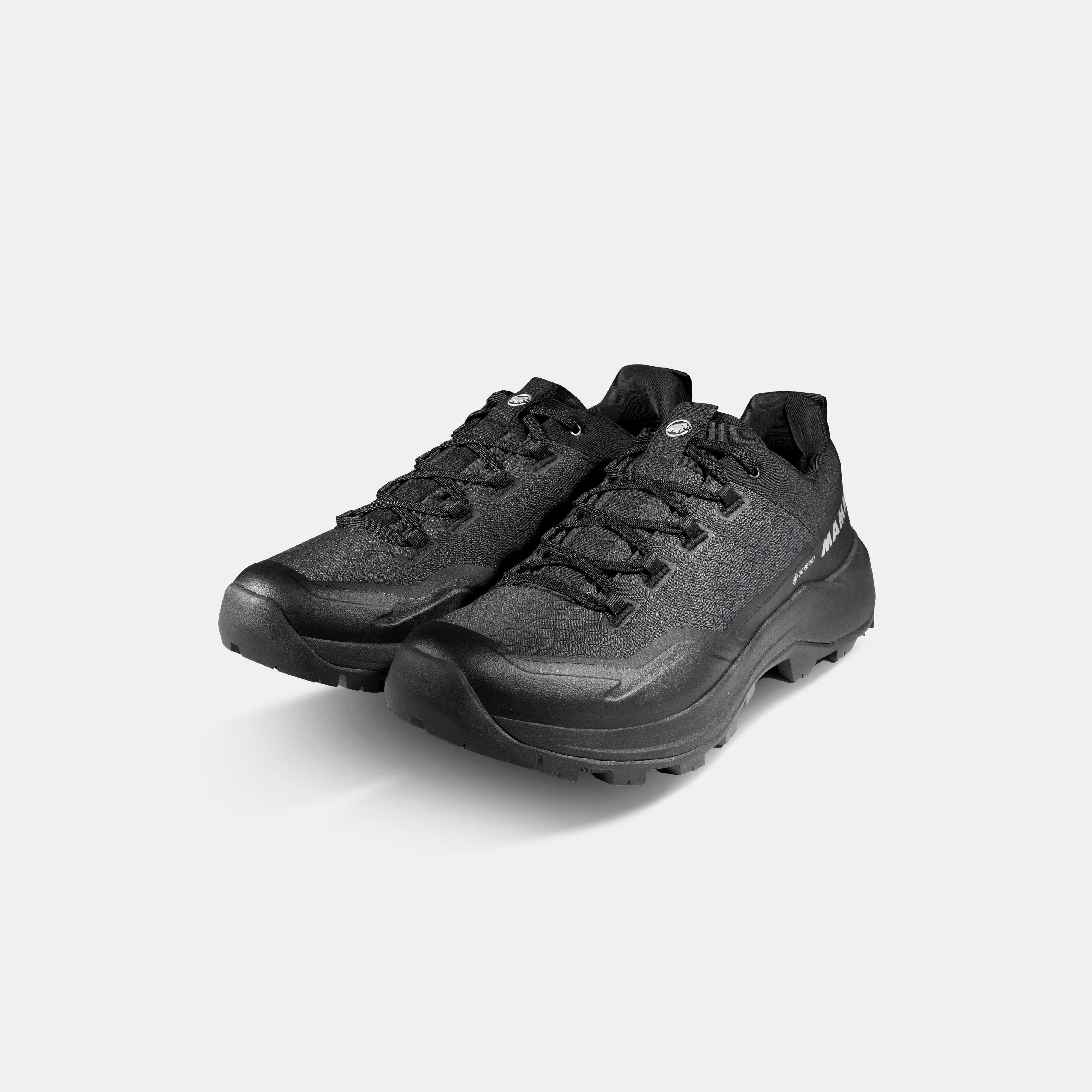 Mammut Sertig III Low GTX Men, black - Black