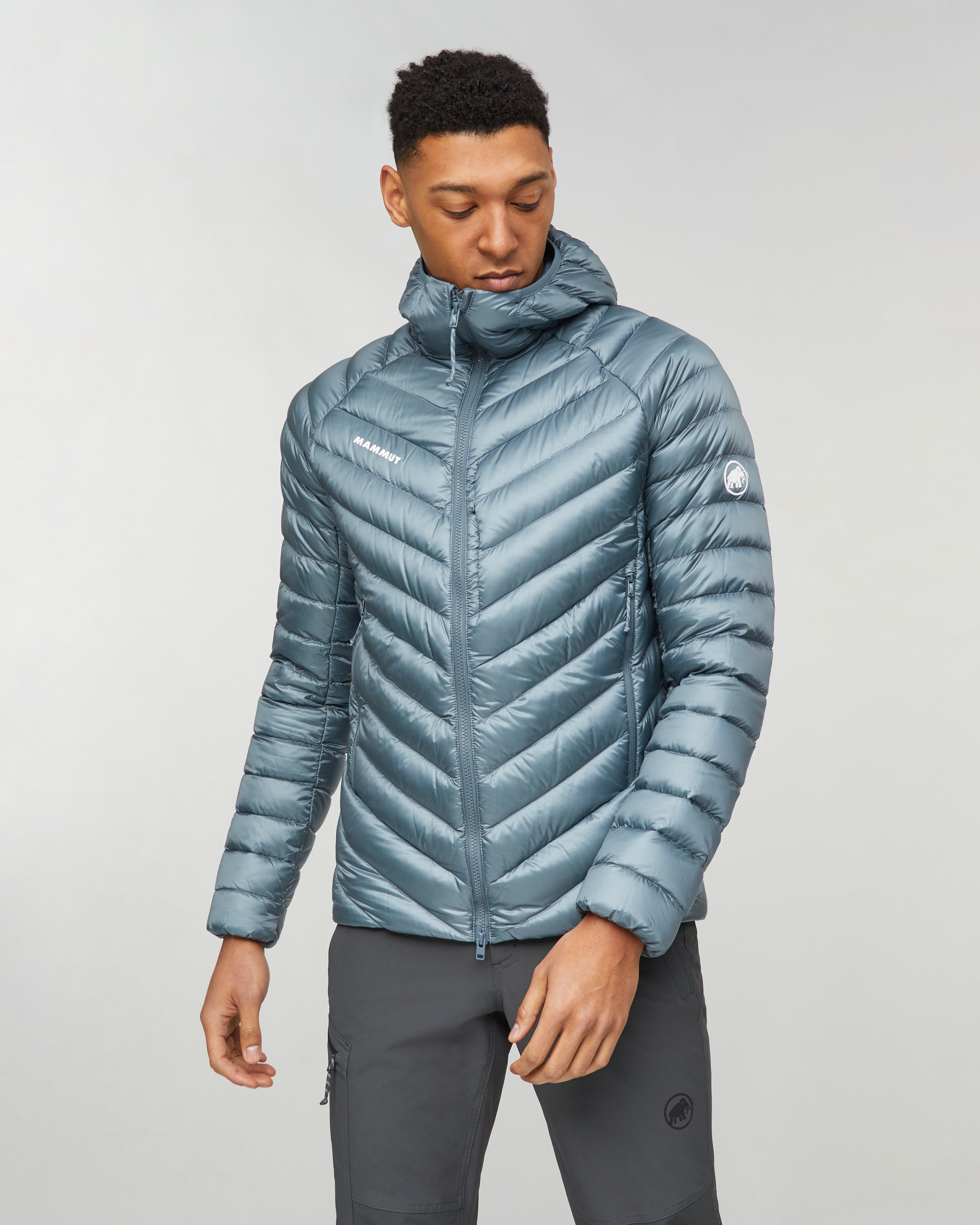 Mammut Broad Peak IN Hooded Jacket Men, strata - Strata - Model front view