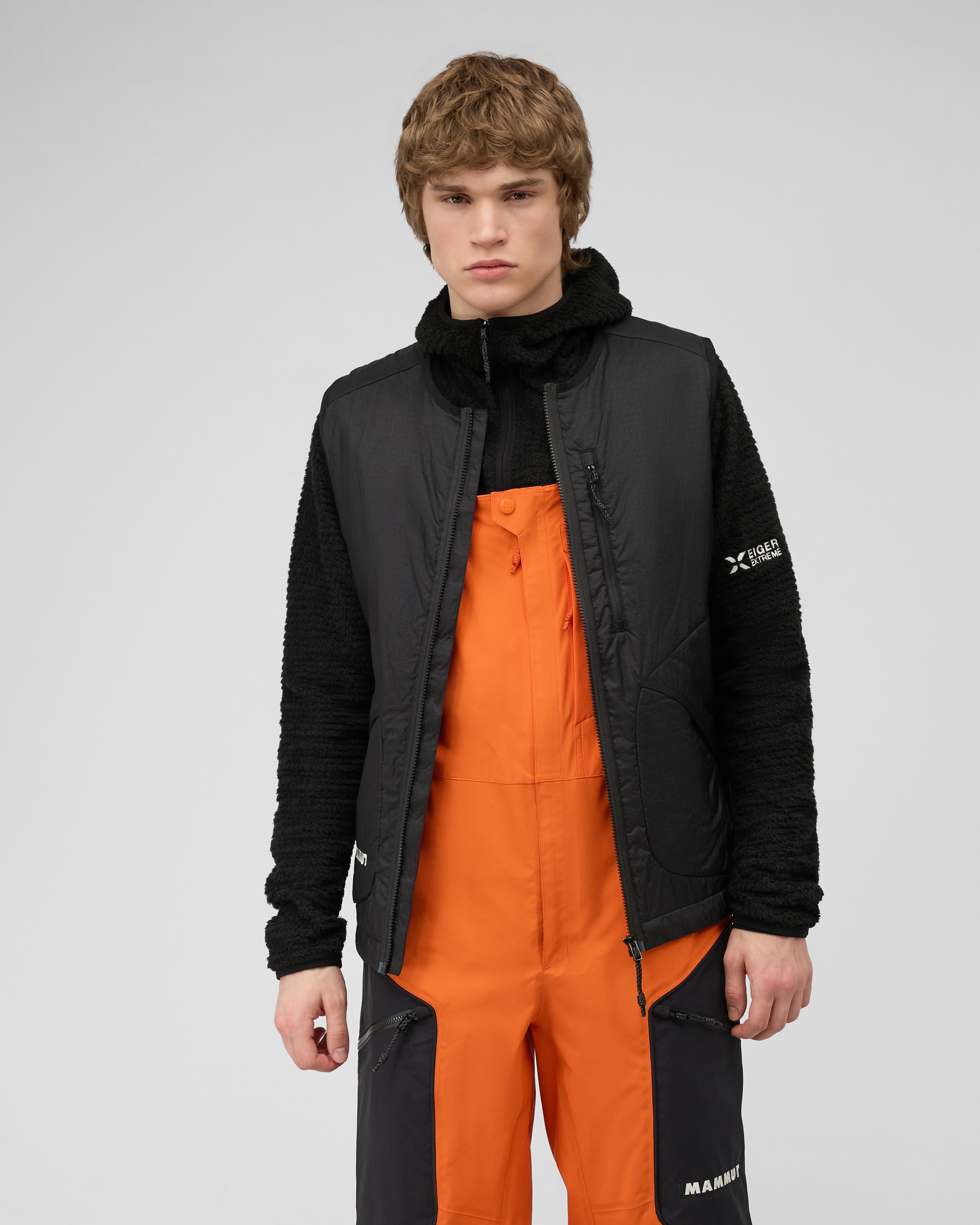 Mammut Eiger Free Light IN Vest Men, black - Black - Model front view