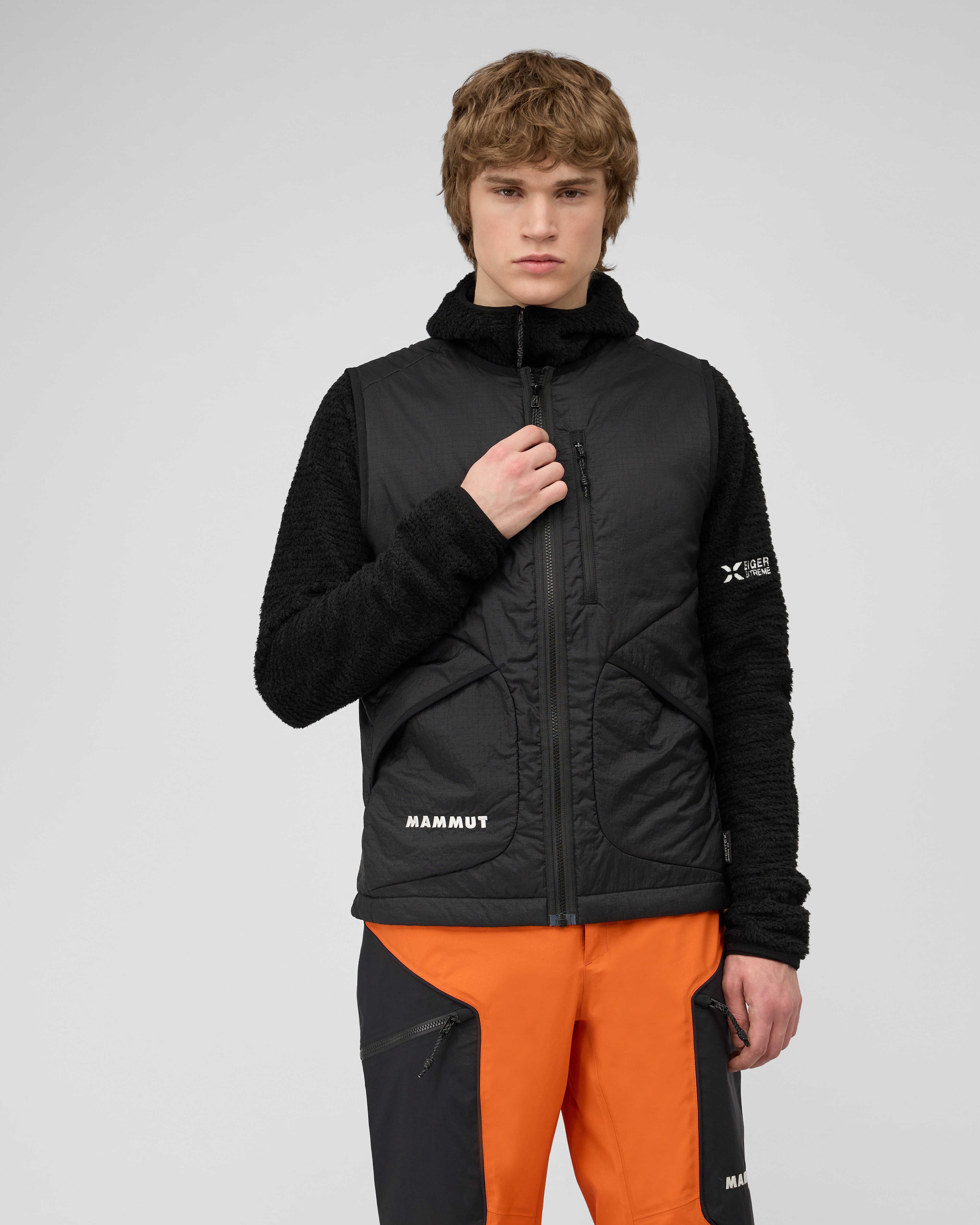 Mammut Eiger Free Light IN Vest Men, black - Black - Model front view