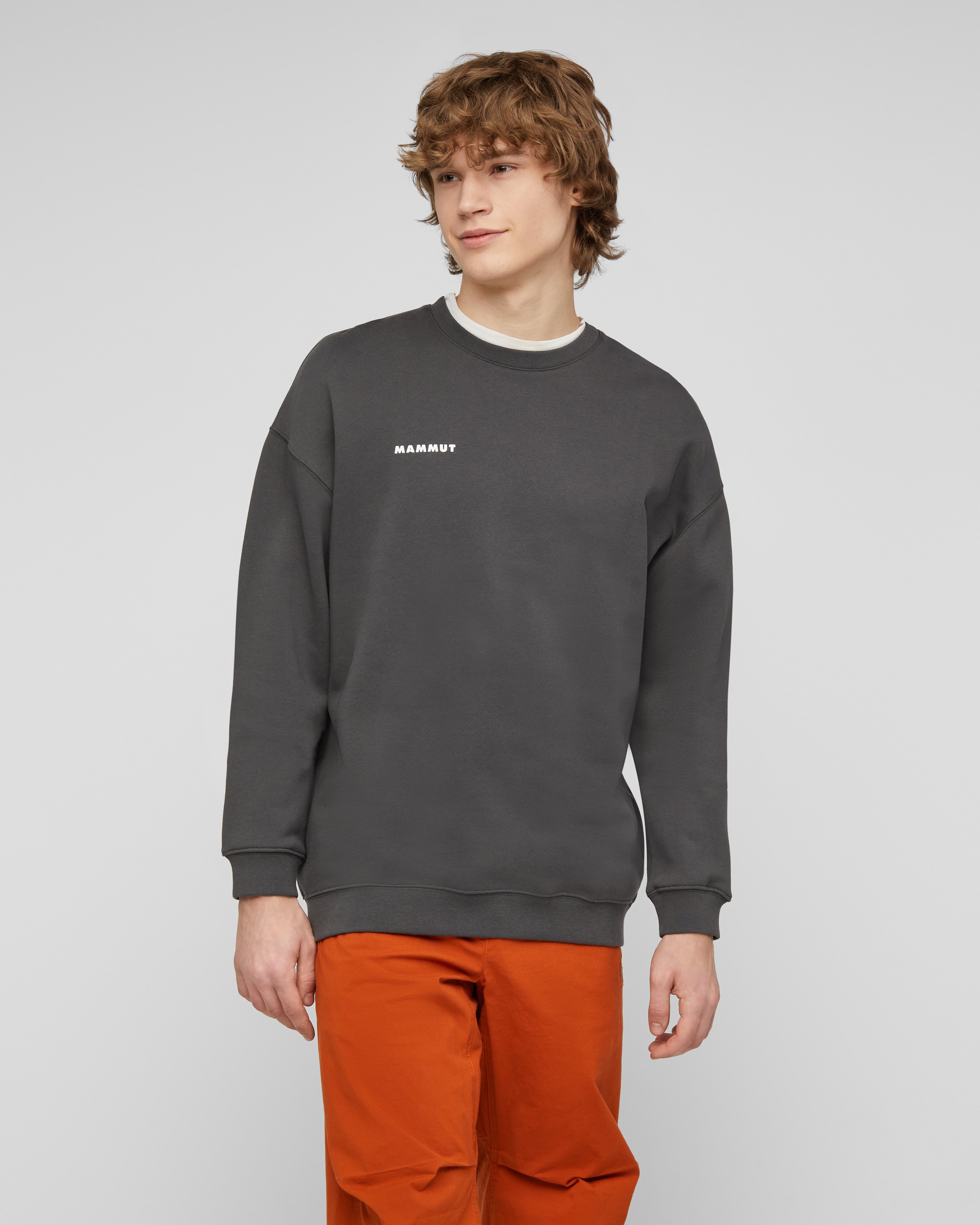 Mammut Mammut Base ML Crew Neck Men Mini Logo, gabbro - Gabbro - Model front view