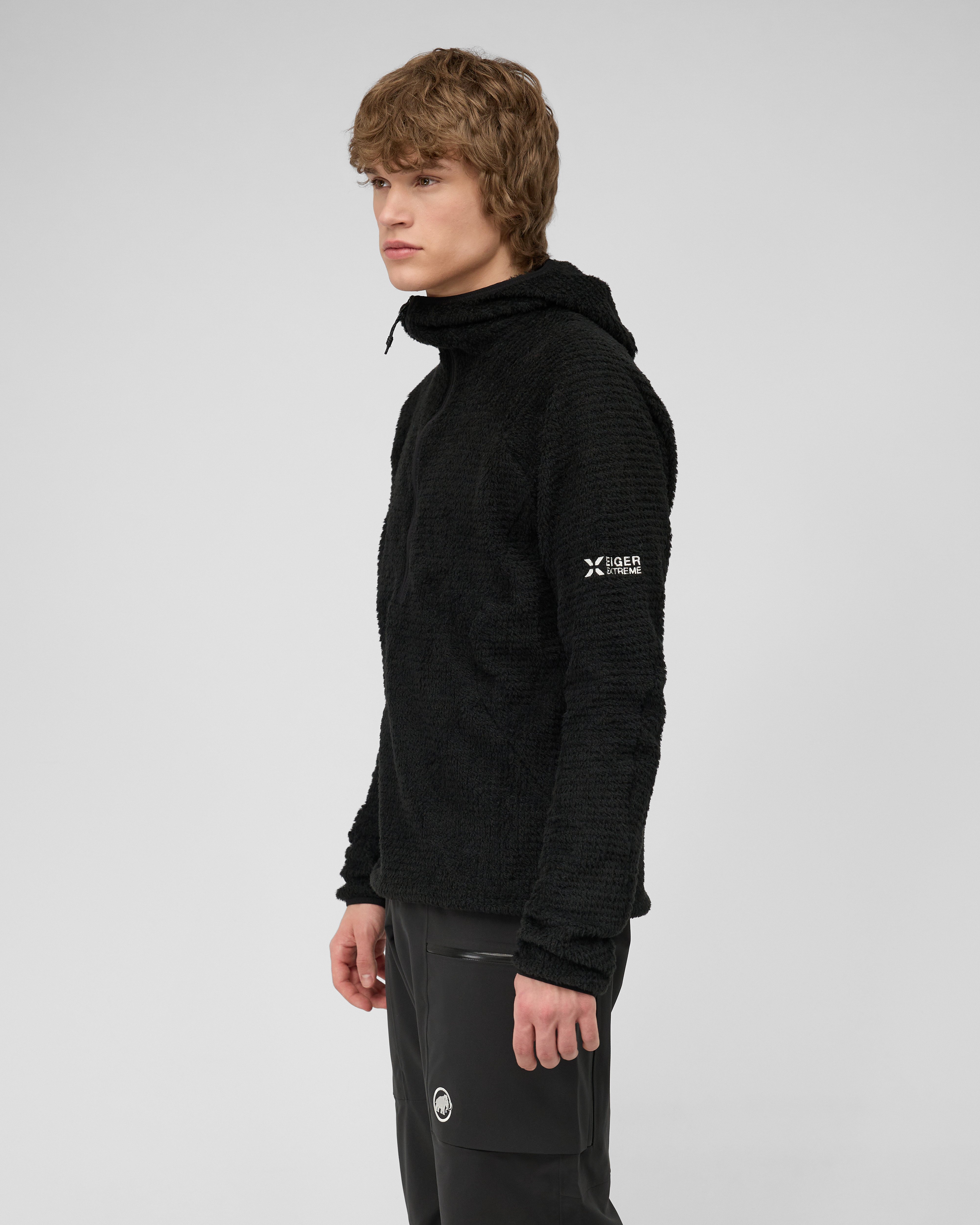 Mammut Eiger Free ML Air Half Zip Hoodie Men, black - Black - Model front view