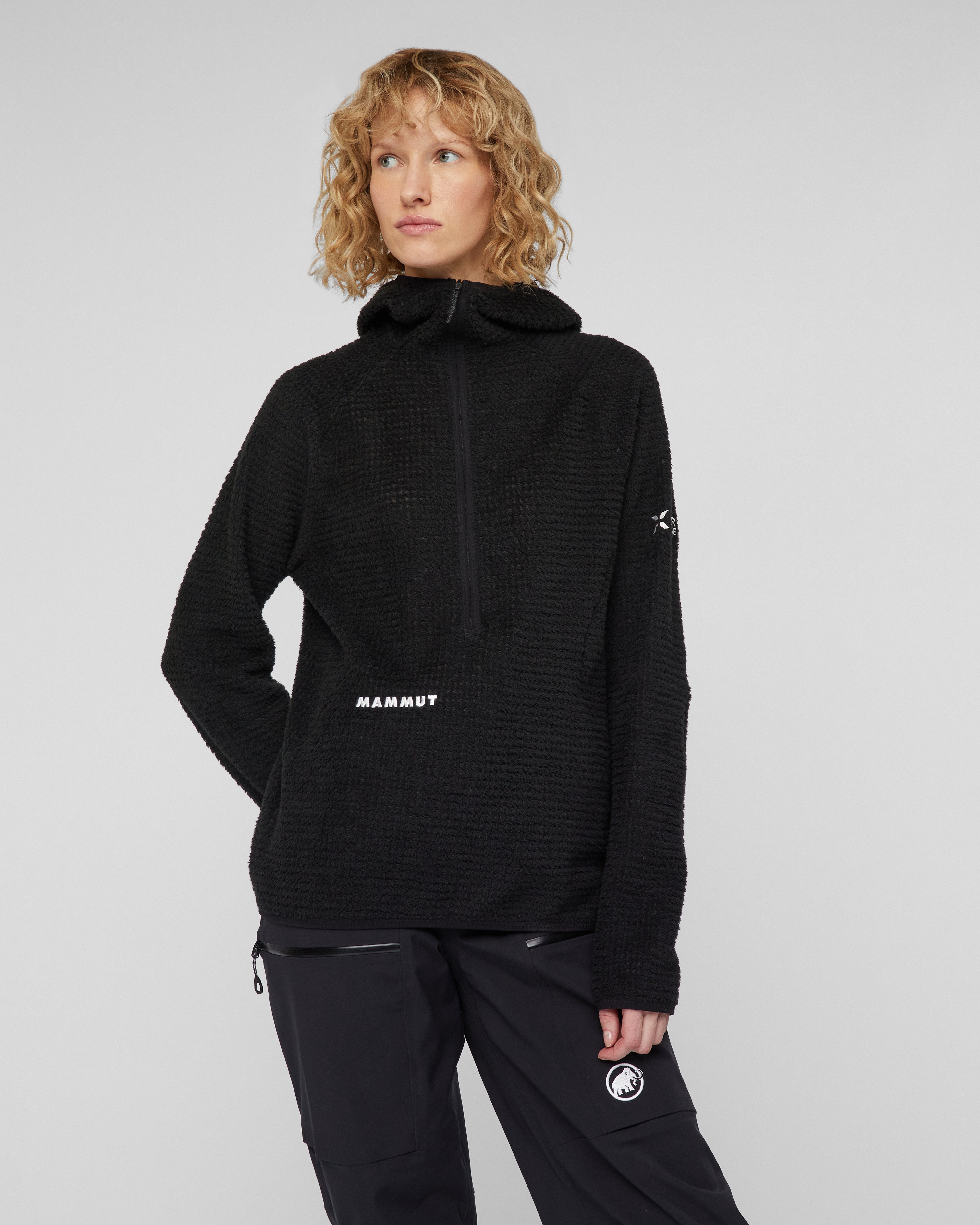 Mammut Eiger Free ML Air Half Zip Hoodie Women, black - Black - Model front view