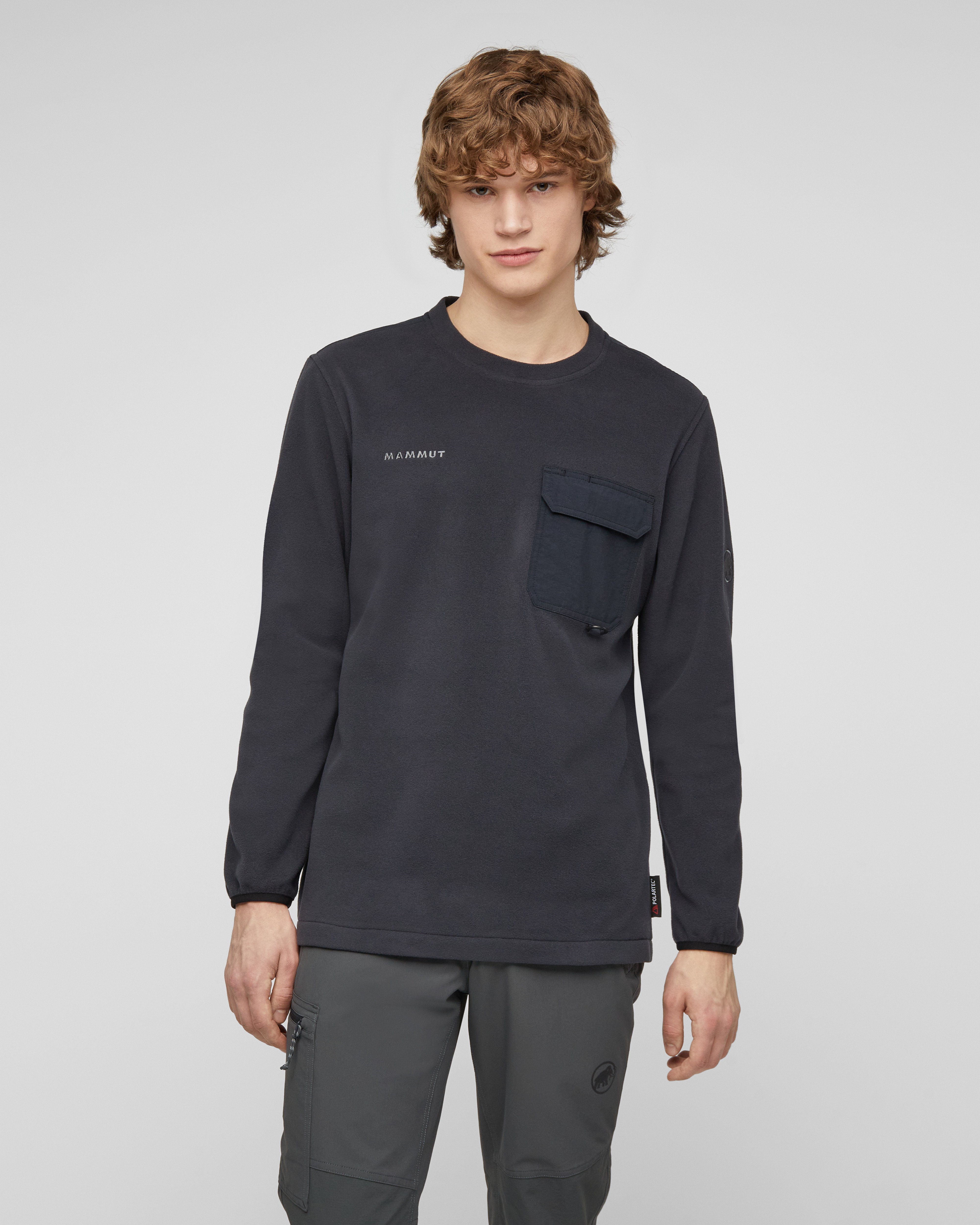 Mammut Moonstone Light ML Hybrid Crew Neck, black - Black - Model front view