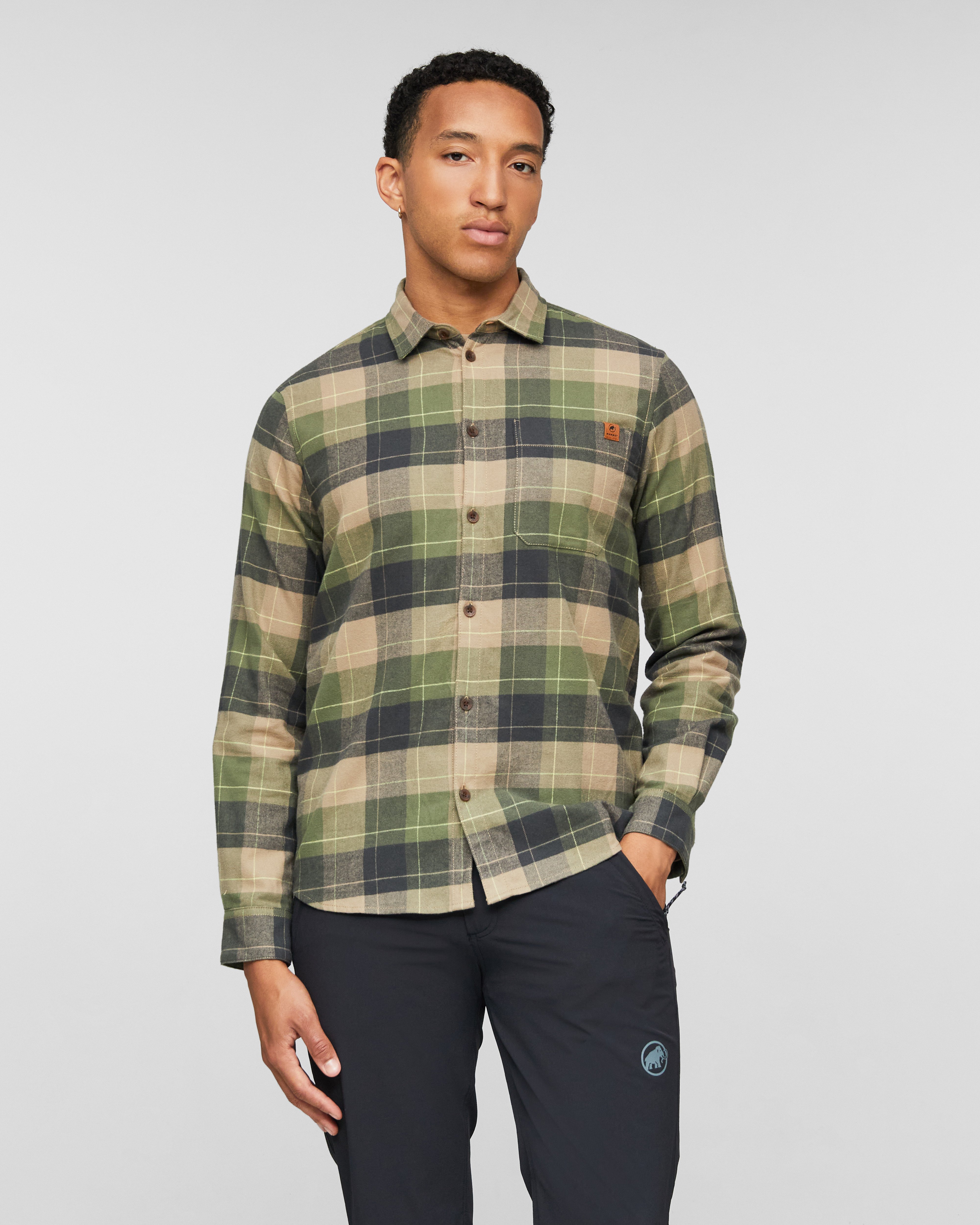 Mammut Trovat Longsleeve Shirt Men, gabbro-marsh - Gabbro-marsh - Model front view