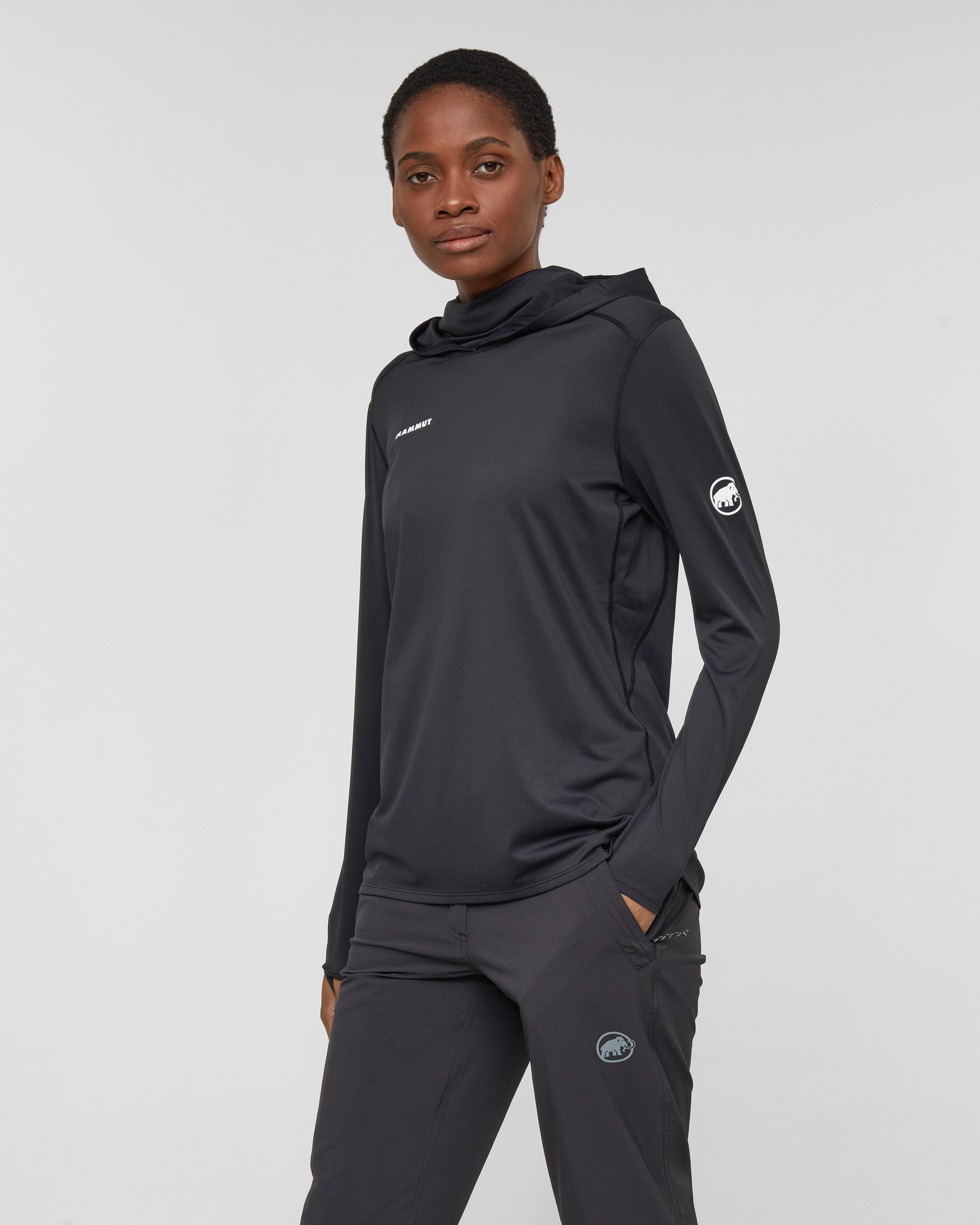 Mammut Selun FL Sun Hoody Women, black - Black - Model front view