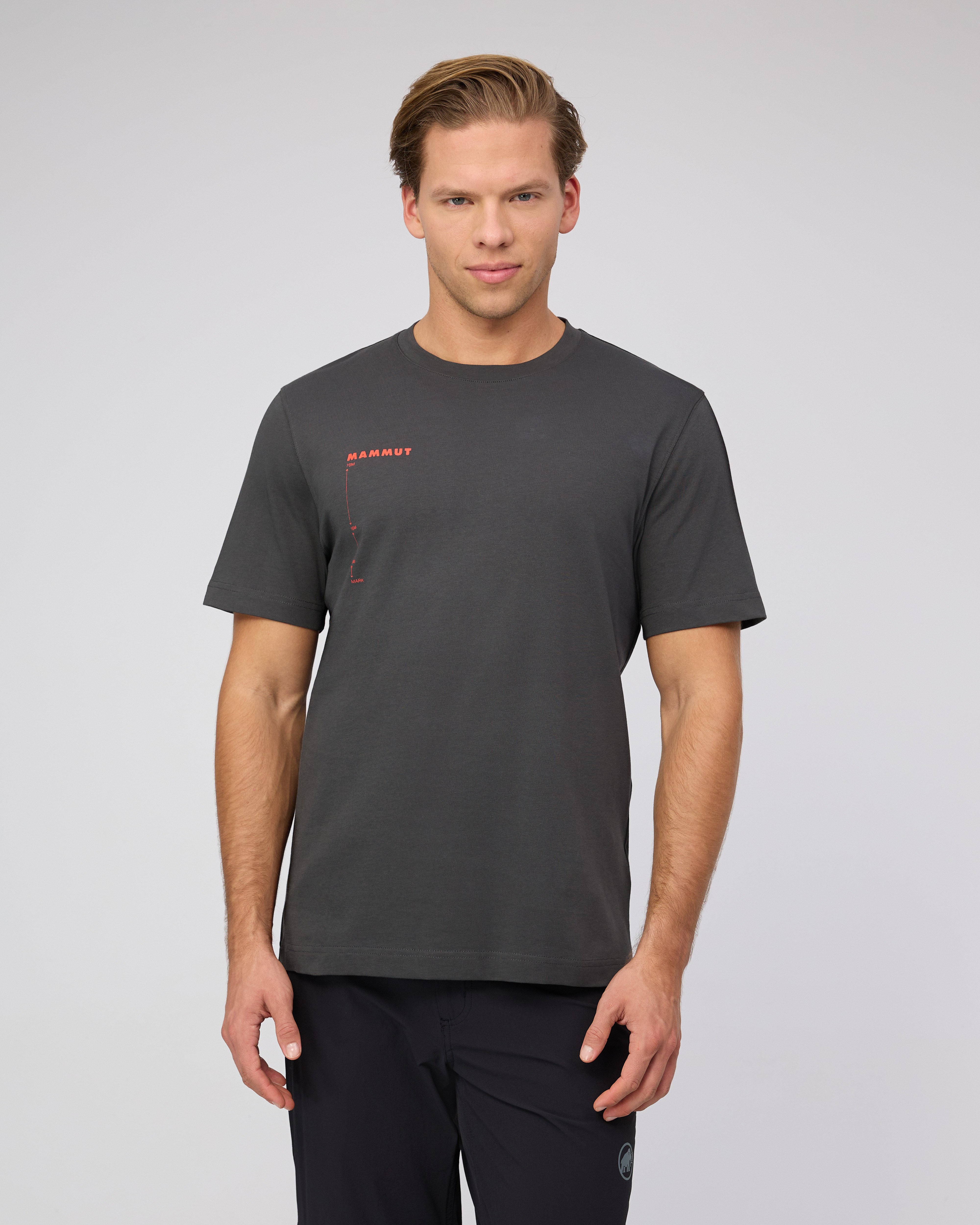 Mammut Mammut Base T-Shirt Men Avy, gabbro - Gabbro - Model front view