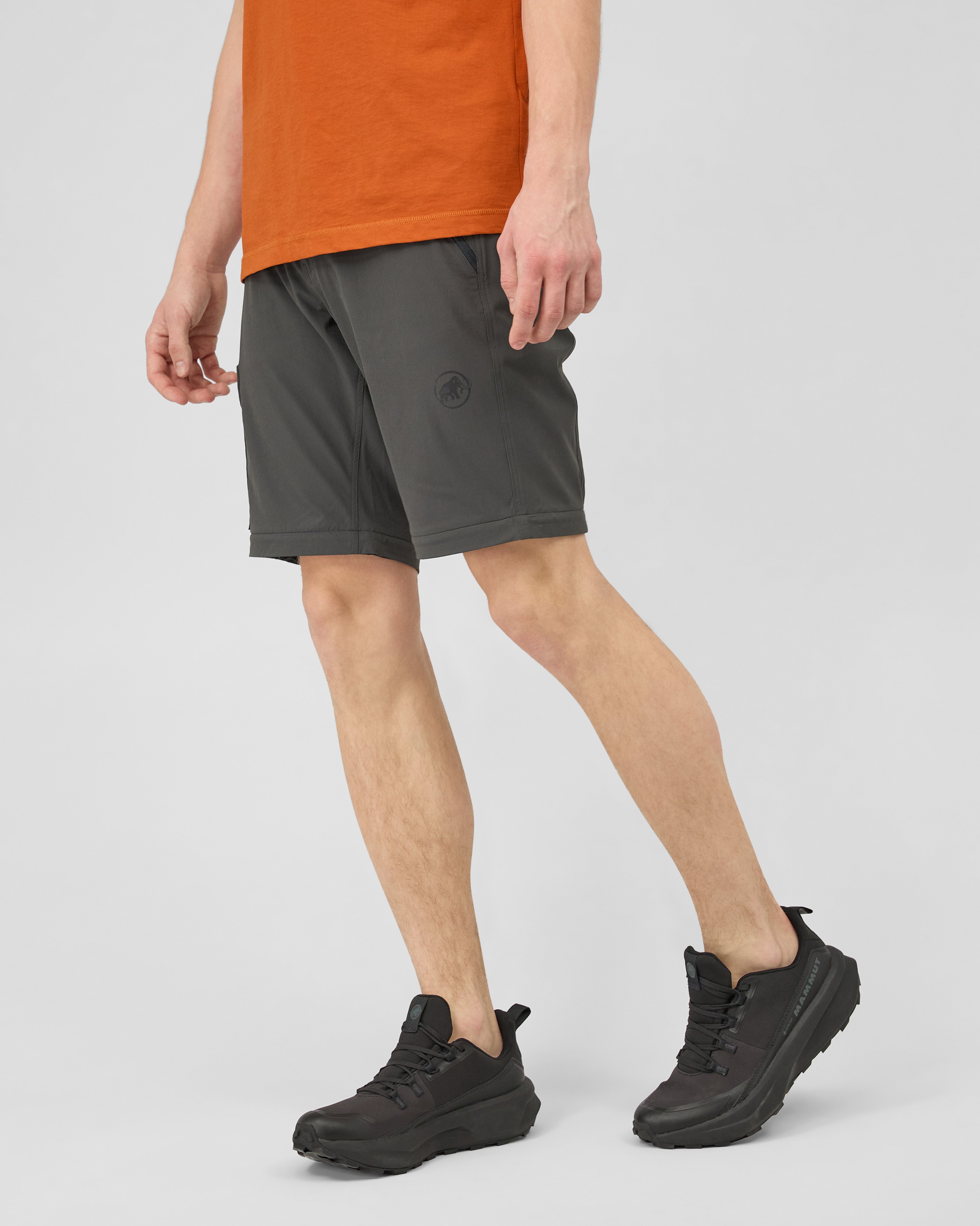 Mammut Runbold IV Zip Off Pants Men, gabbro - Gabbro - Model front view