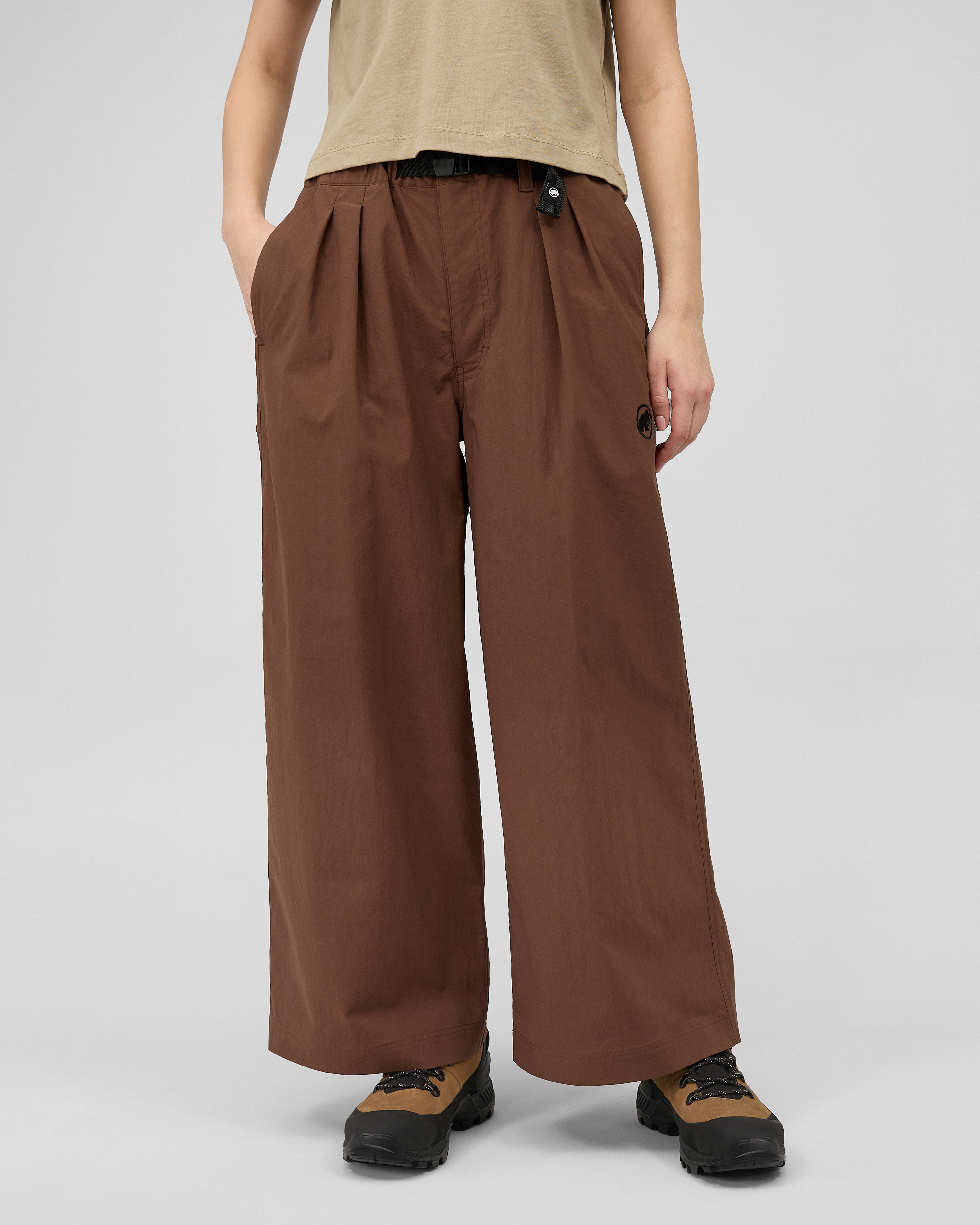 Mammut Highland Wide Pants Women, soil - Soil - Model front view