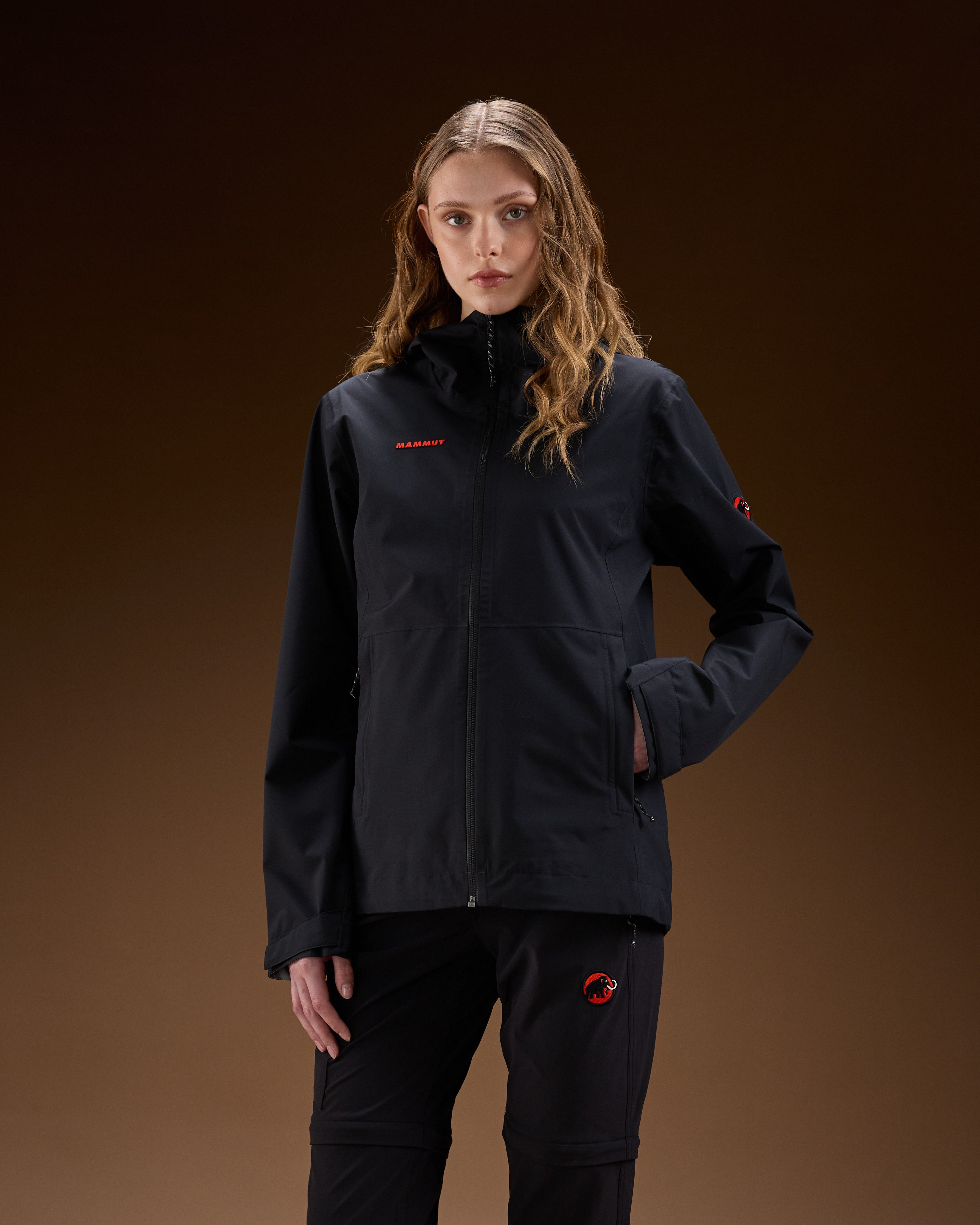 Mammut Linard Light HS Hooded Jacket Women Classic, black - Black