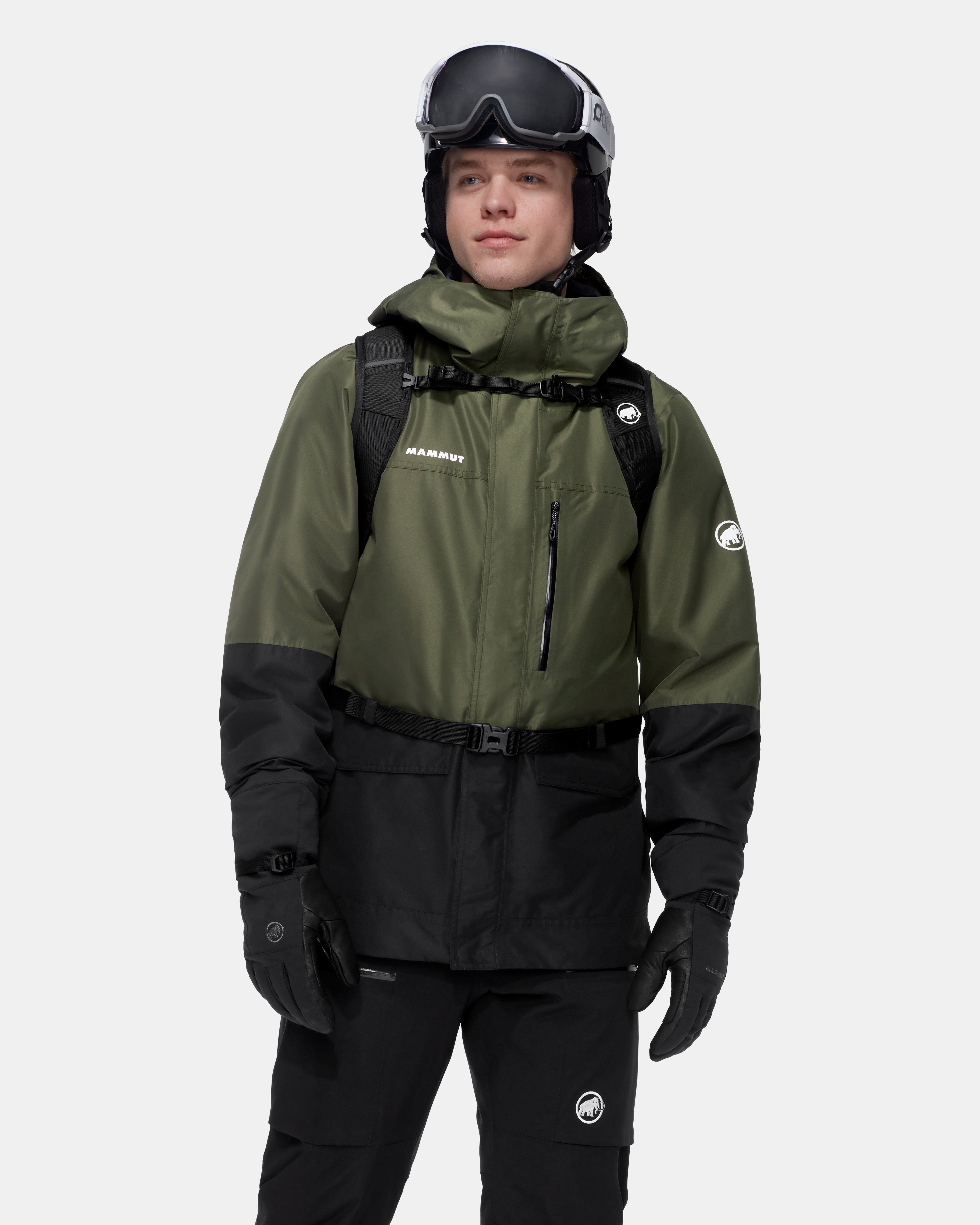 Mammut Nirvana 28, black - Black - Model front view