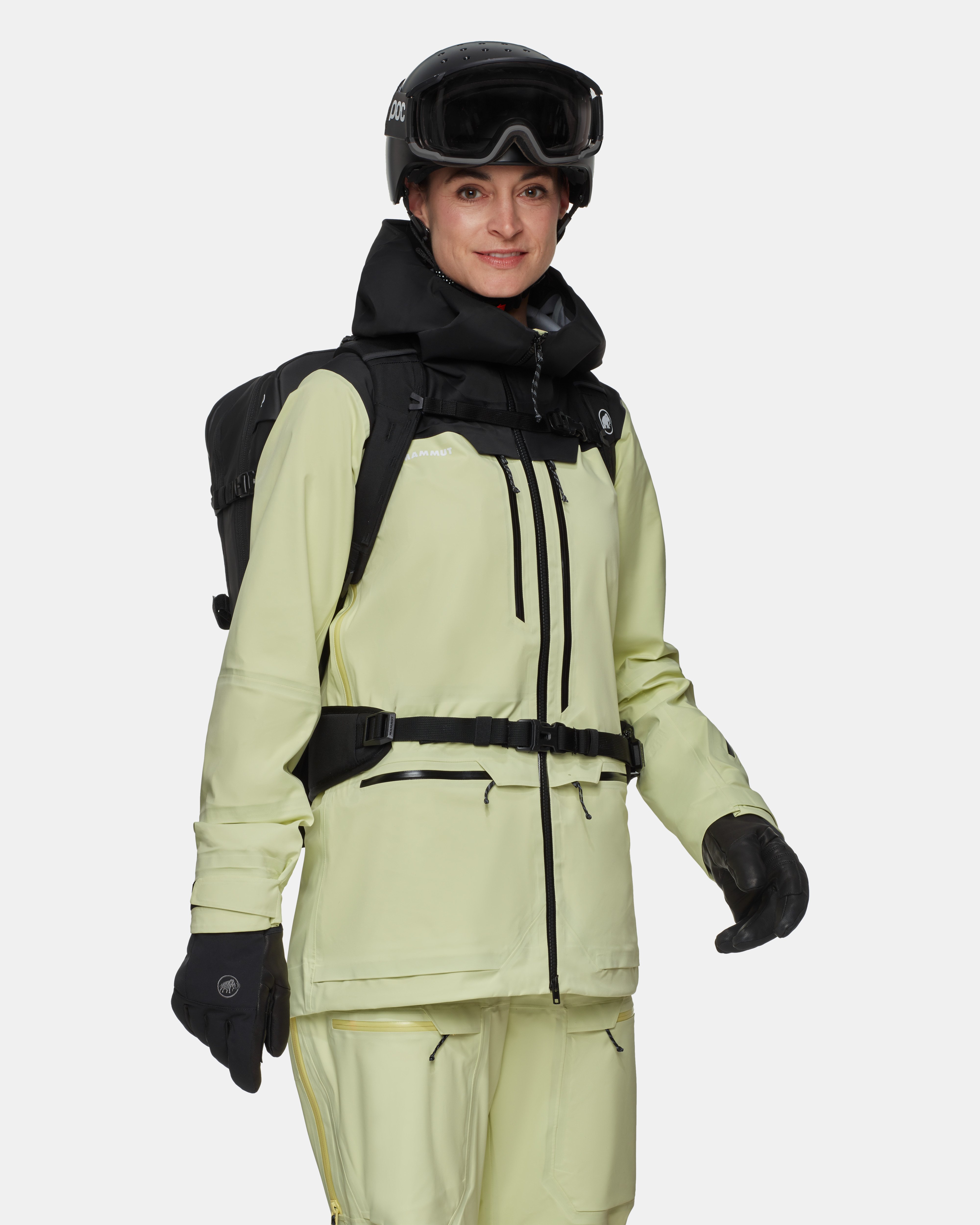 Mammut Nirvana 35 Women, black - Black - Model front view