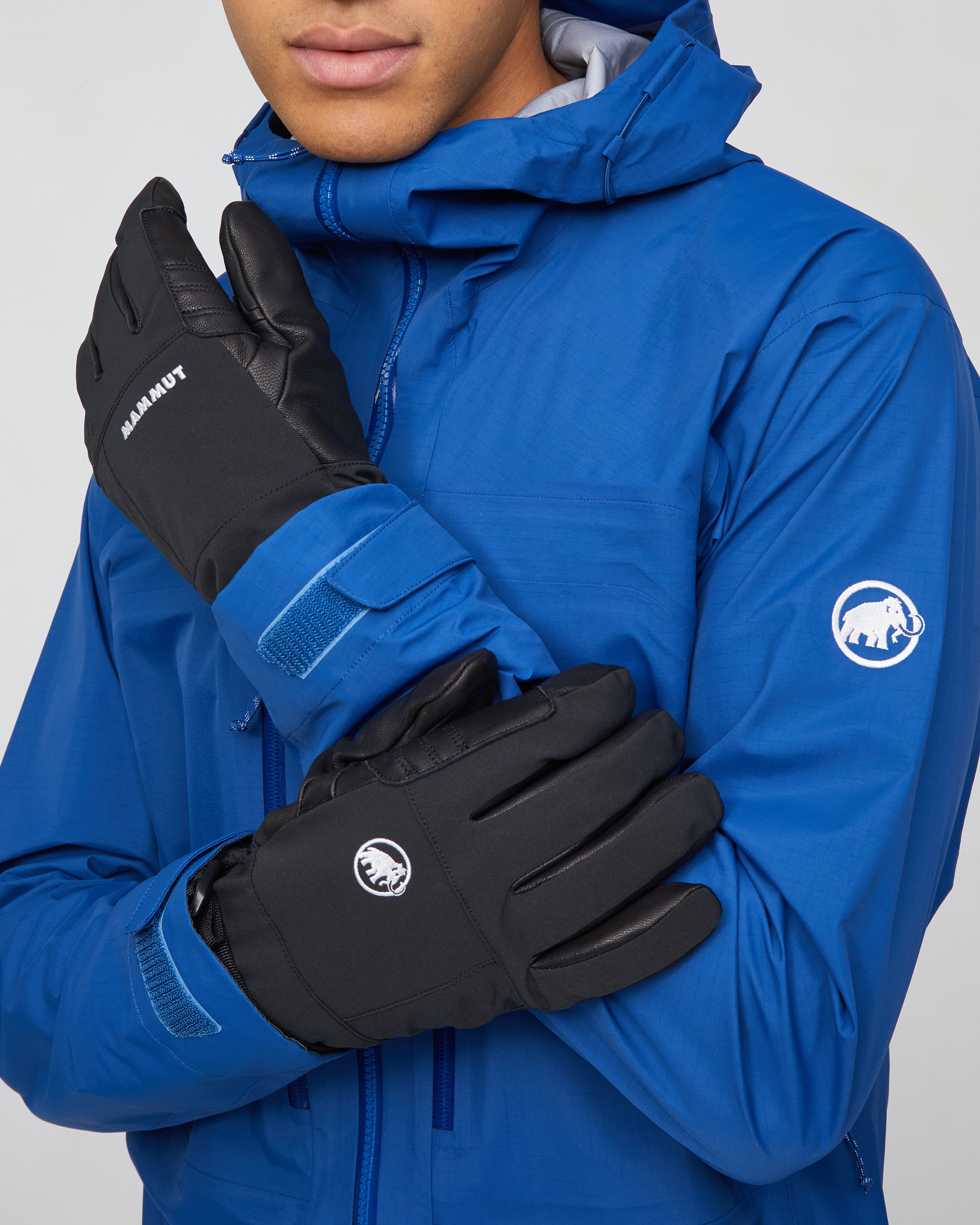 Mammut Stoney HS Thermo Glove, black - Black - Model front view