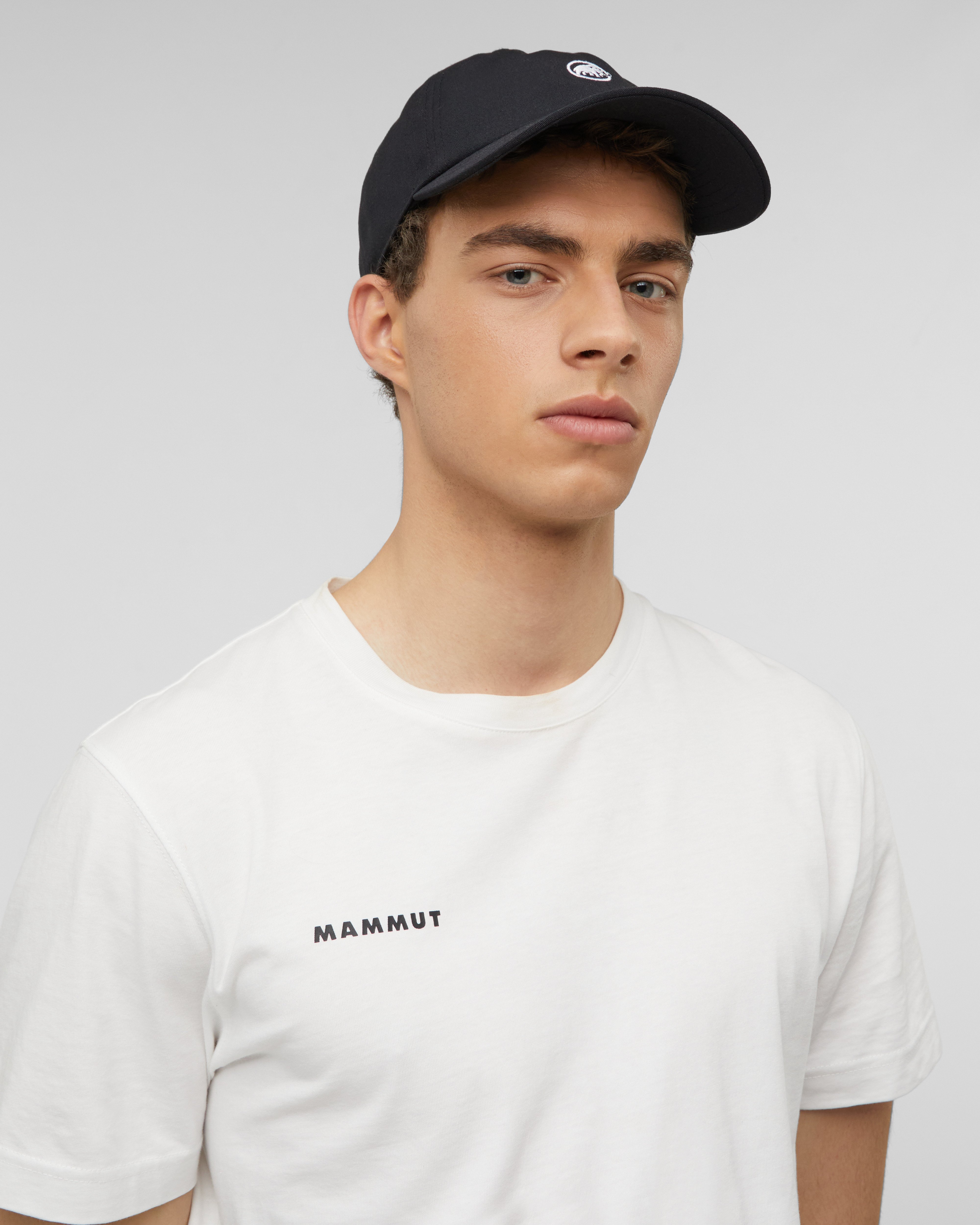 Mammut Baseball Cap Mammut, black - Black - Model front view